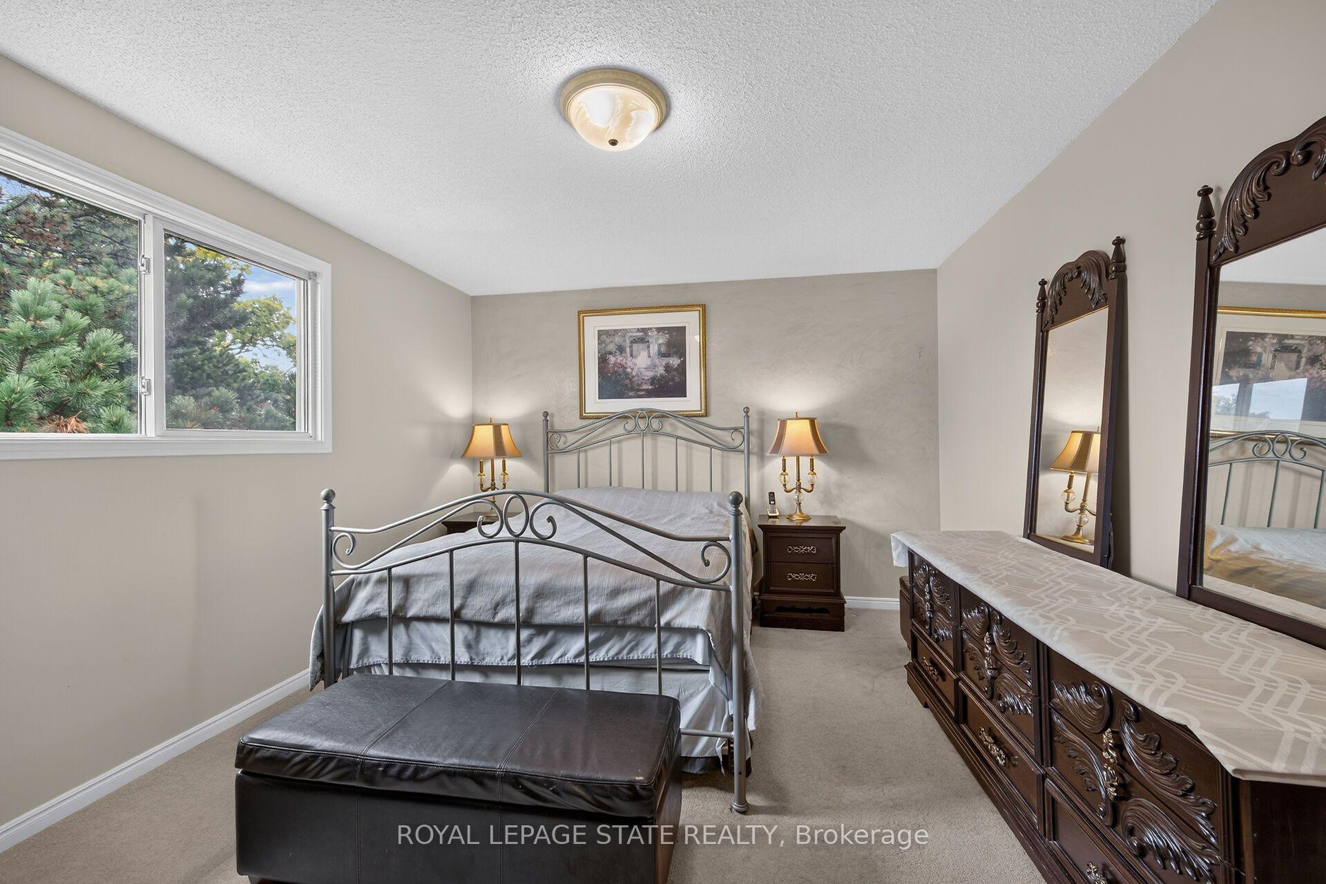 Photo 18 of 408 Rexford Drive, Hamilton, Randall — HOMEH