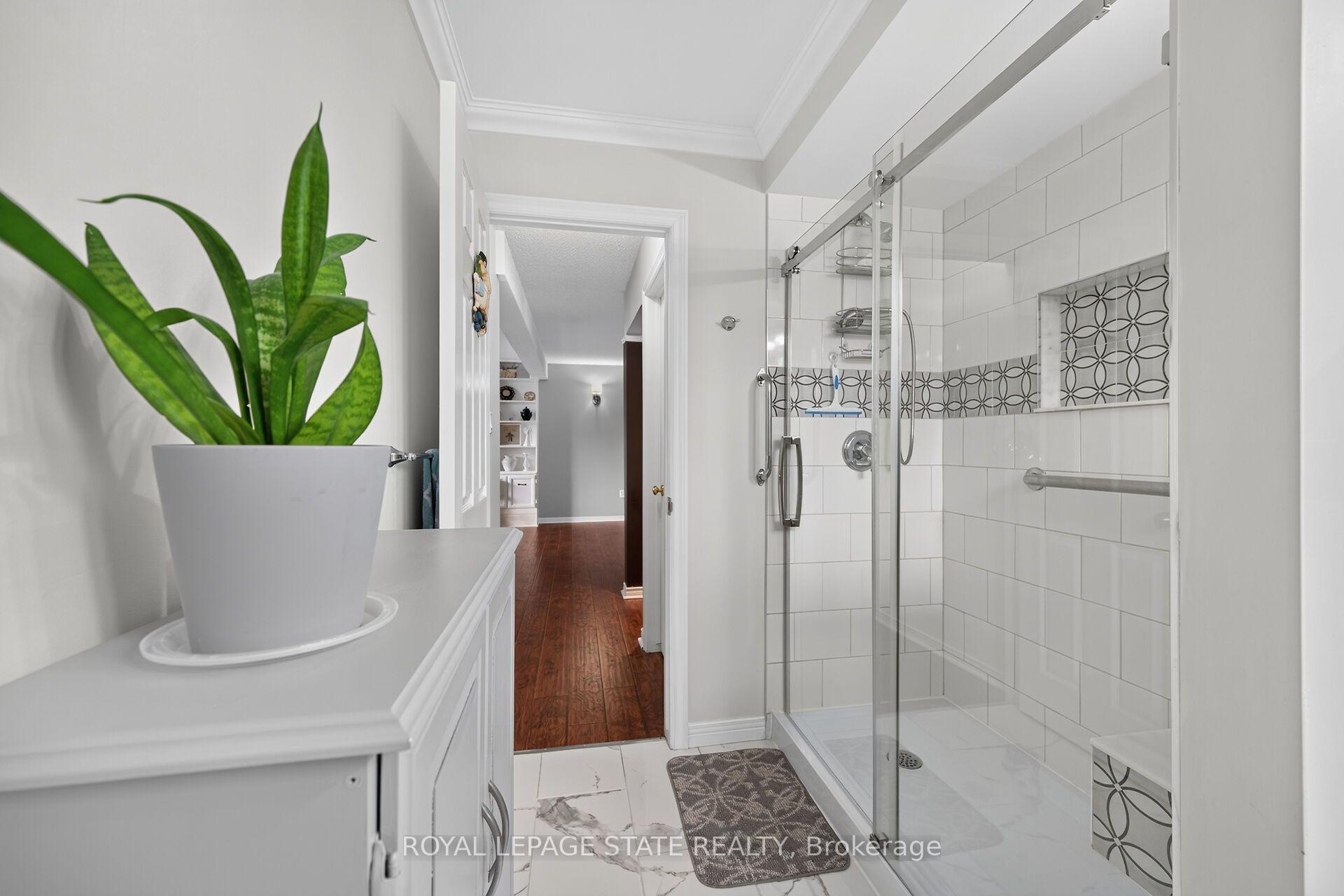 Photo 28 of 408 Rexford Drive, Hamilton, Randall — HOMEH