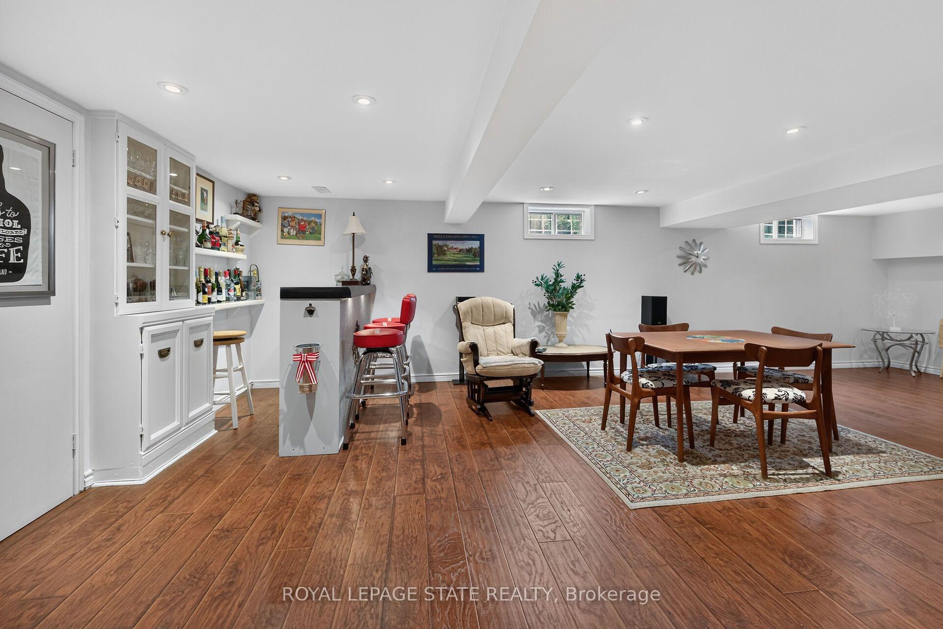 Photo 33 of 408 Rexford Drive, Hamilton, Randall — HOMEH