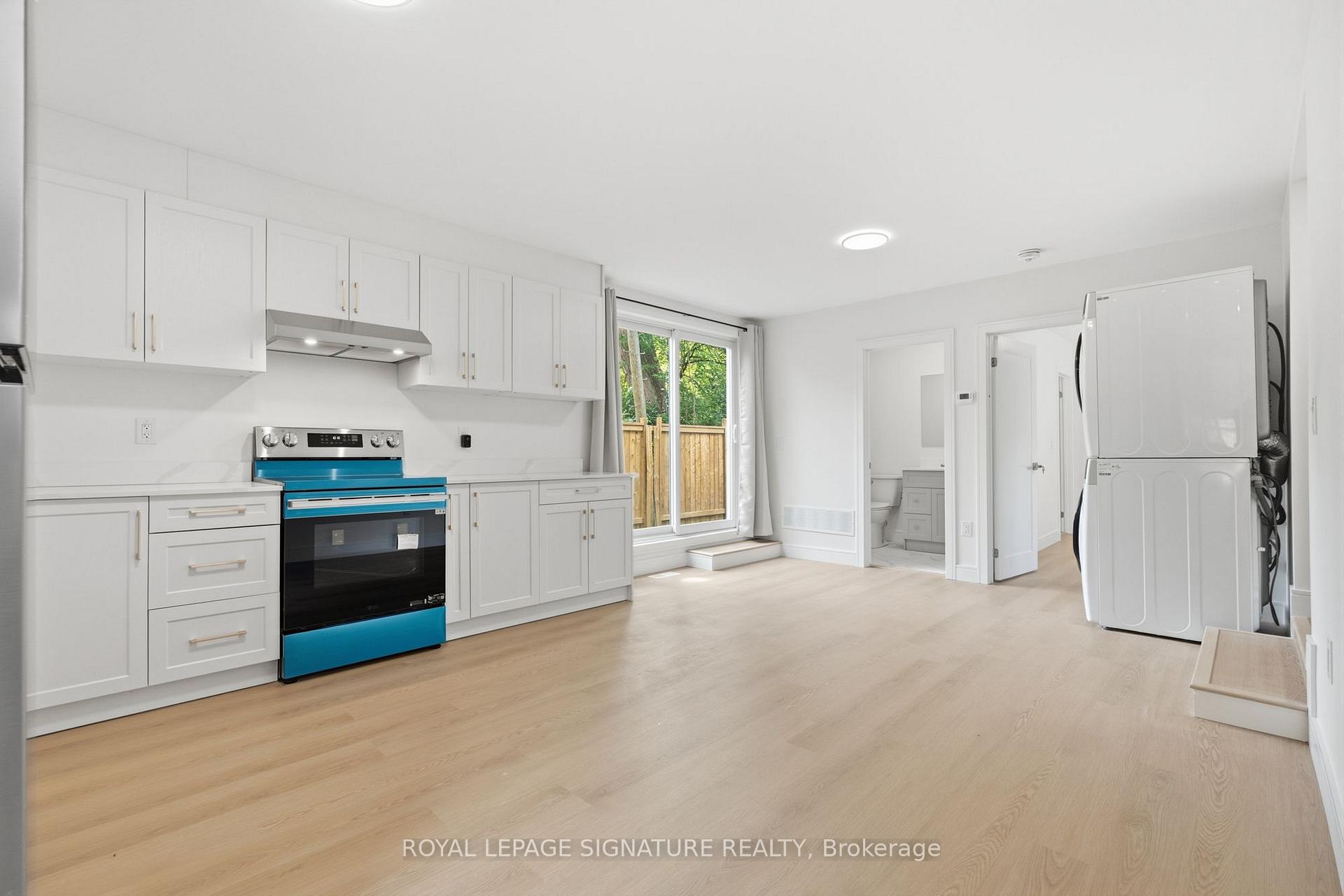 Front of Unit 5, 53 Bishop Avenue
