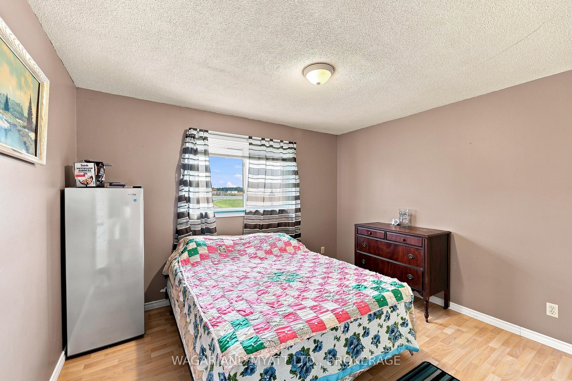 Photo 13 of 7414 2 Highway, Tyendinaga, Tyendinaga Township — HOMEH