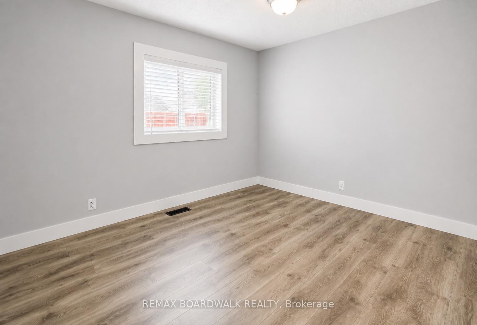 Photo 22 of Unit 1, 332 Shakespeare Street, Ottawa, Vanier — HOMEH