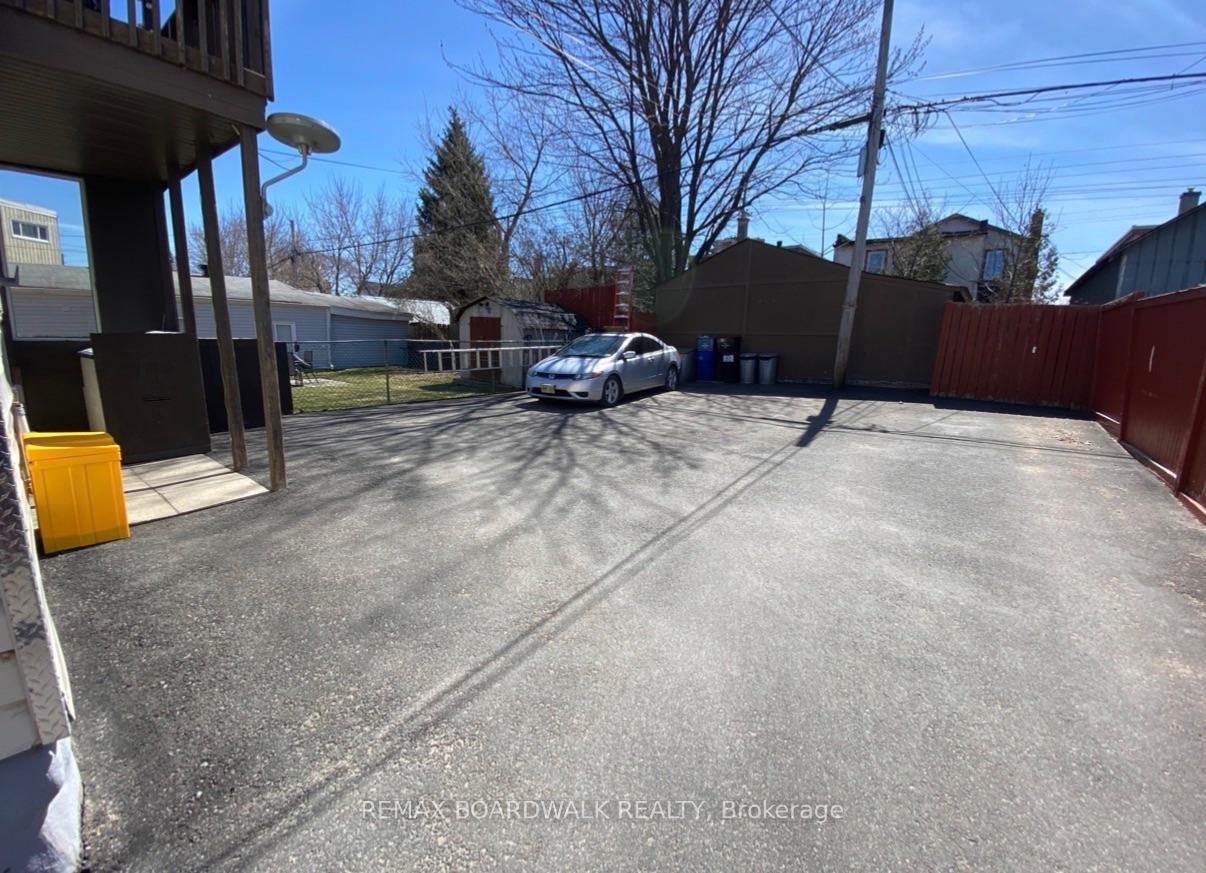 Photo 25 of Unit 1, 332 Shakespeare Street, Ottawa, Vanier — HOMEH