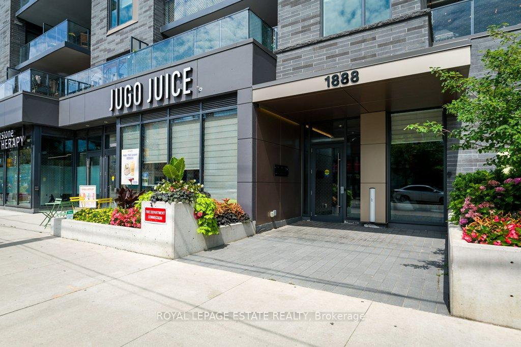 Photo 2 of Unit 211, 1888 Queen Street E, Toronto, The Beaches — HOMEH