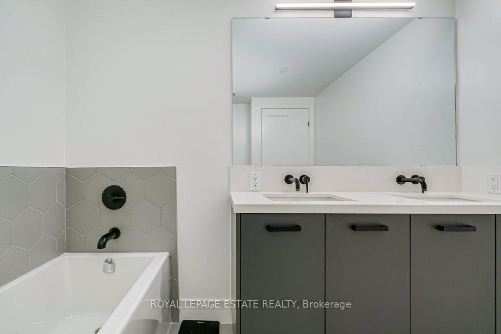 Photo 6 of Unit 211, 1888 Queen Street E, Toronto, The Beaches — HOMEH