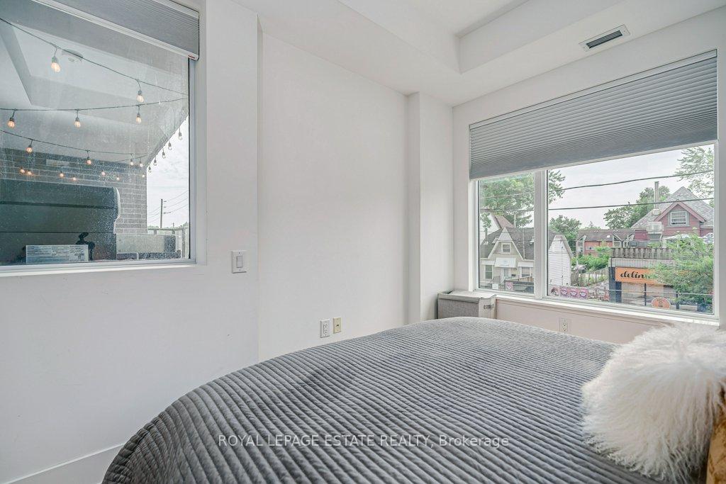 Photo 8 of Unit 211, 1888 Queen Street E, Toronto, The Beaches — HOMEH