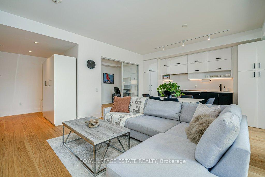 Photo 17 of Unit 211, 1888 Queen Street E, Toronto, The Beaches — HOMEH