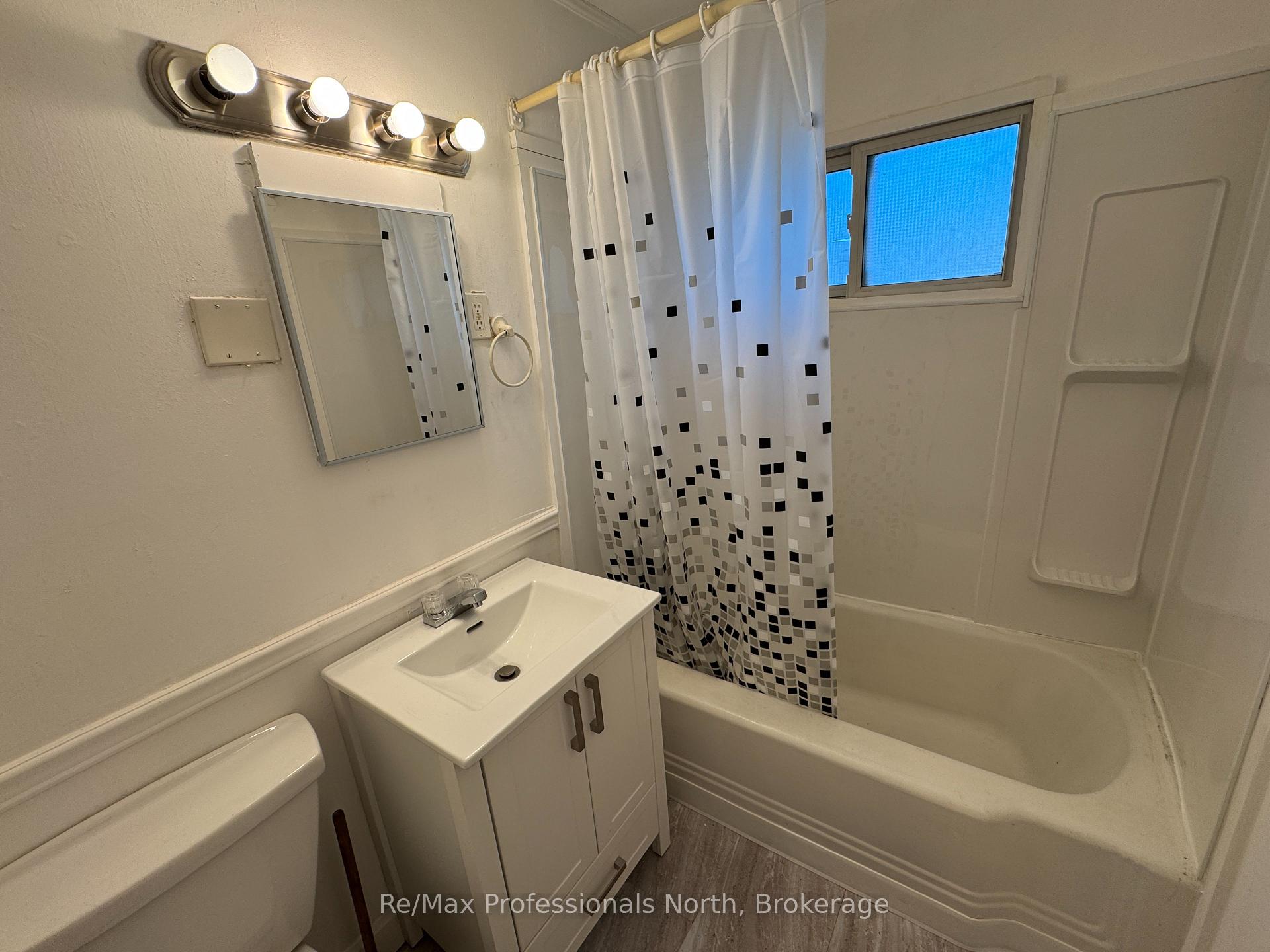 Photo 22 of 261 Hotchkiss Street, Gravenhurst, Muskoka (S) — HOMEH
