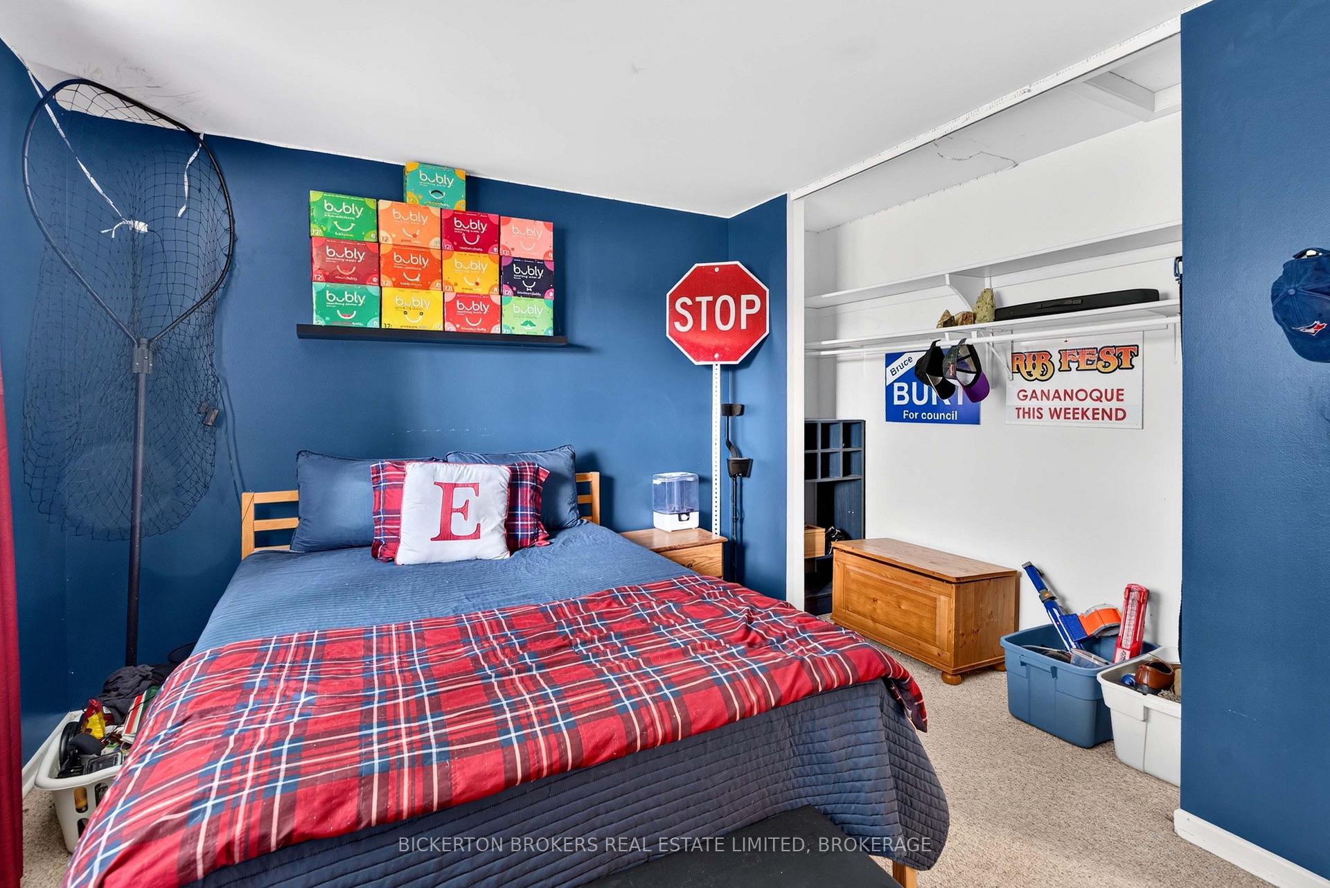 Photo 19 of 335 Elizabeth Drive, Gananoque, Gananoque — HOMEH