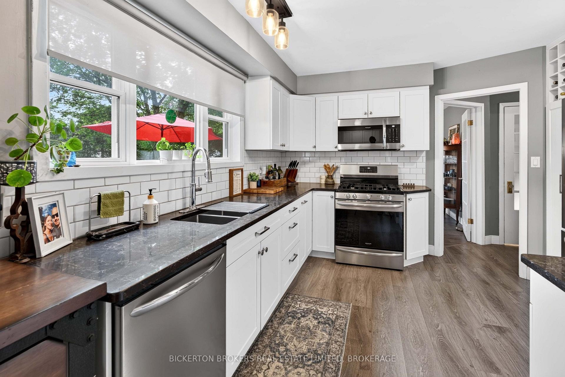 Photo 15 of 335 Elizabeth Drive, Gananoque, Gananoque — HOMEH