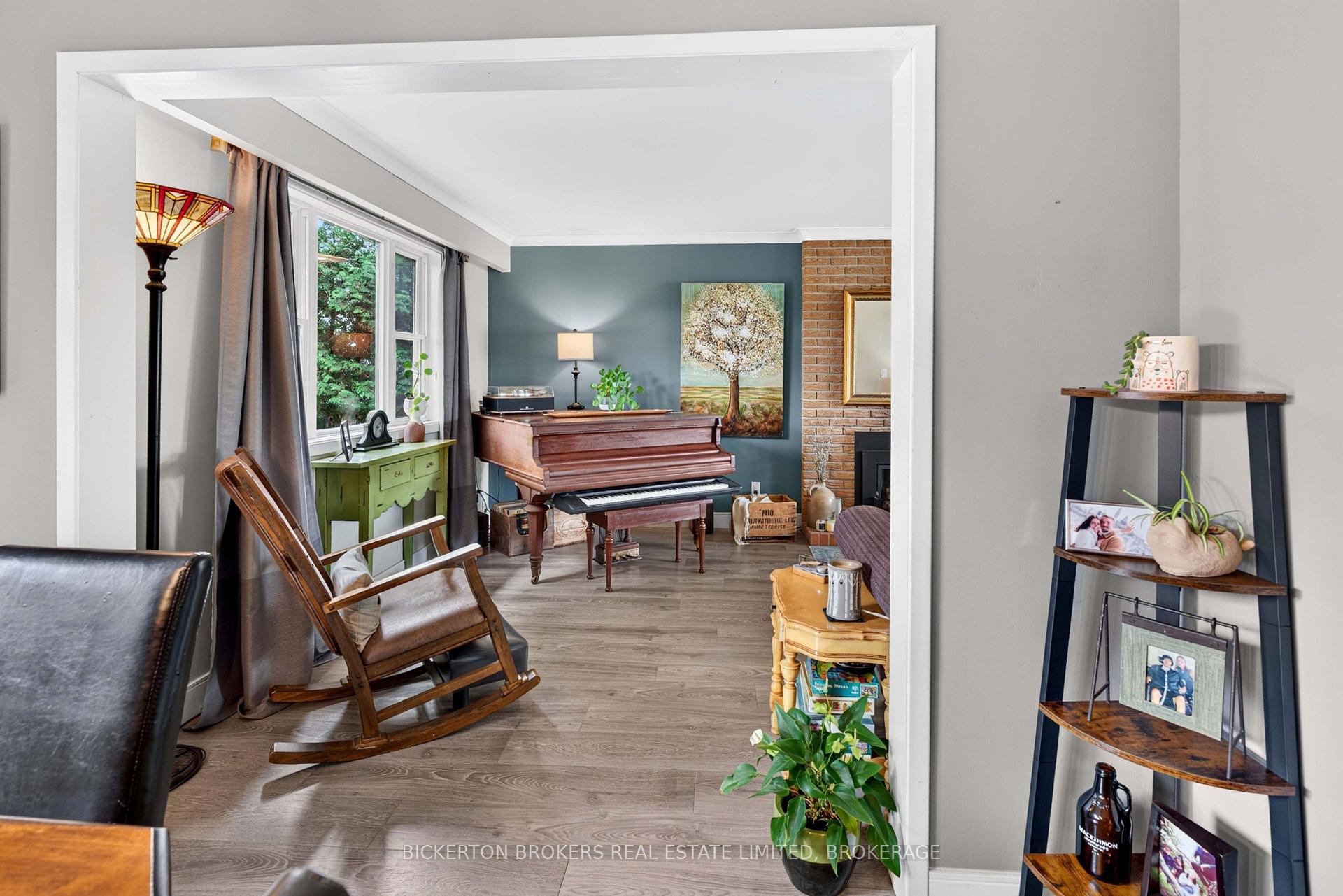 Photo 23 of 335 Elizabeth Drive, Gananoque, Gananoque — HOMEH