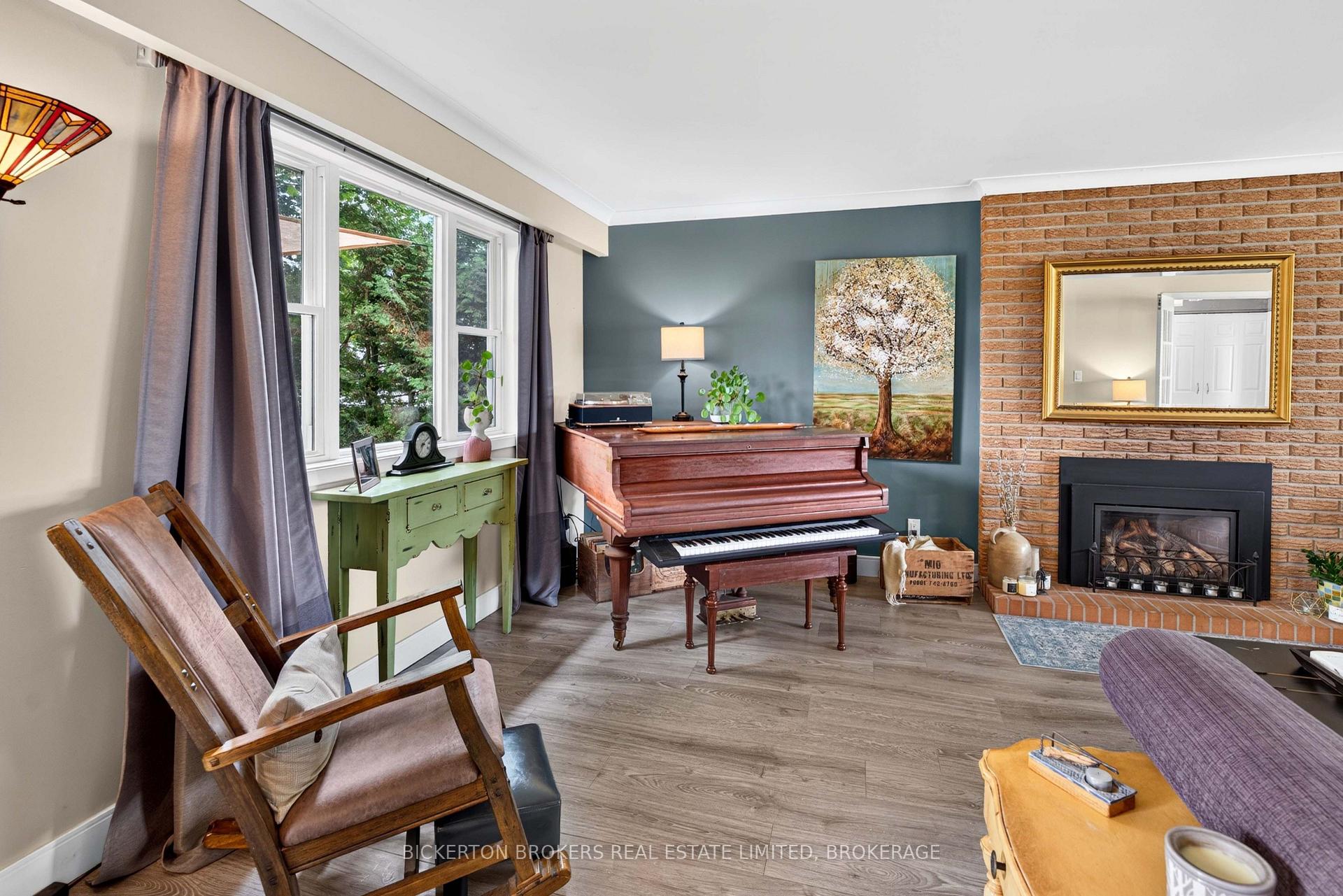 Photo 22 of 335 Elizabeth Drive, Gananoque, Gananoque — HOMEH