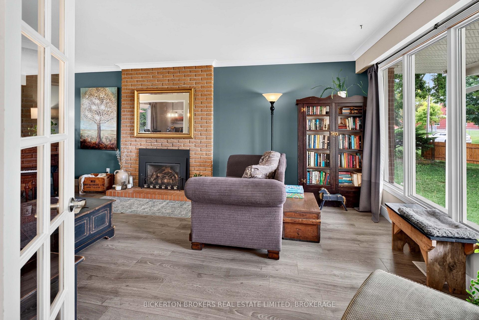 Photo 31 of 335 Elizabeth Drive, Gananoque, Gananoque — HOMEH