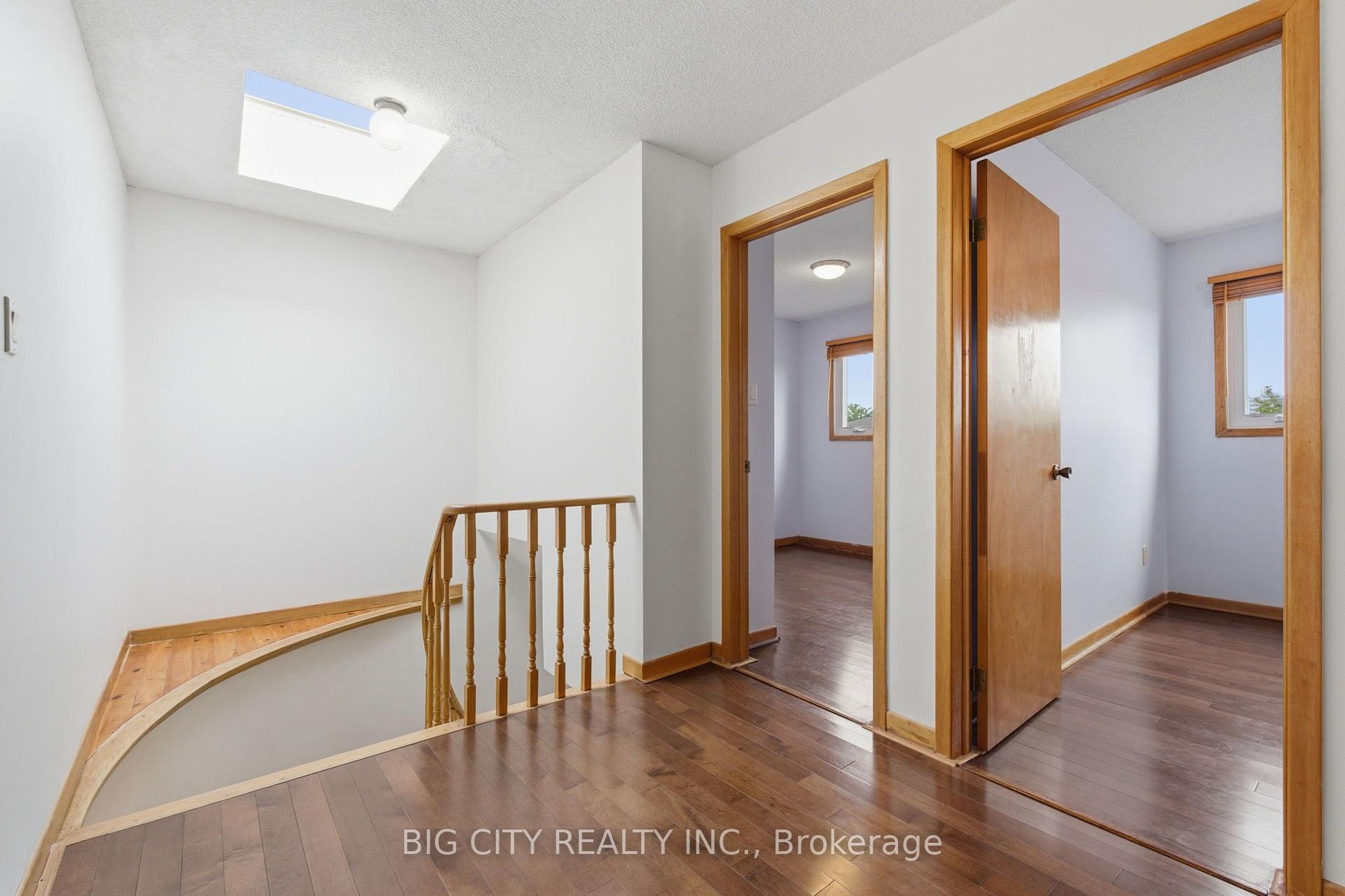 Photo 24 of 29 Rainthorpe Crescent, Scarborough, L'Amoreaux — HOMEH