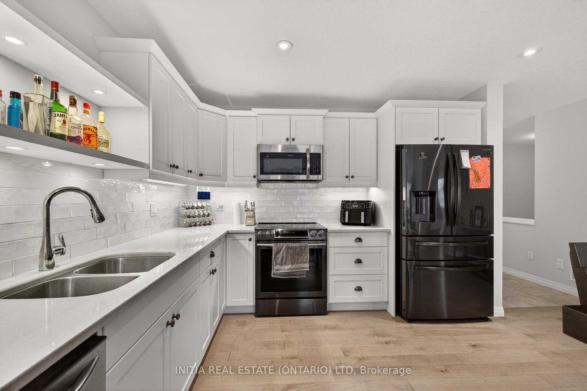 Photo 14 of 7 Cortland Terrace, St. Thomas — HOMEH