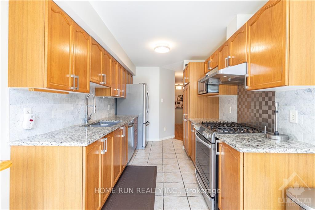 Photo 11 of 2 Borealis Crescent, Ottawa, Carson Meadows — HOMEH
