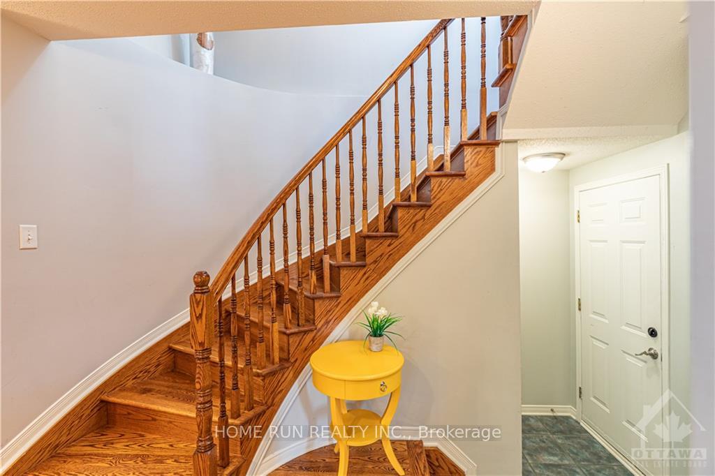 Photo 23 of 2 Borealis Crescent, Ottawa, Carson Meadows — HOMEH