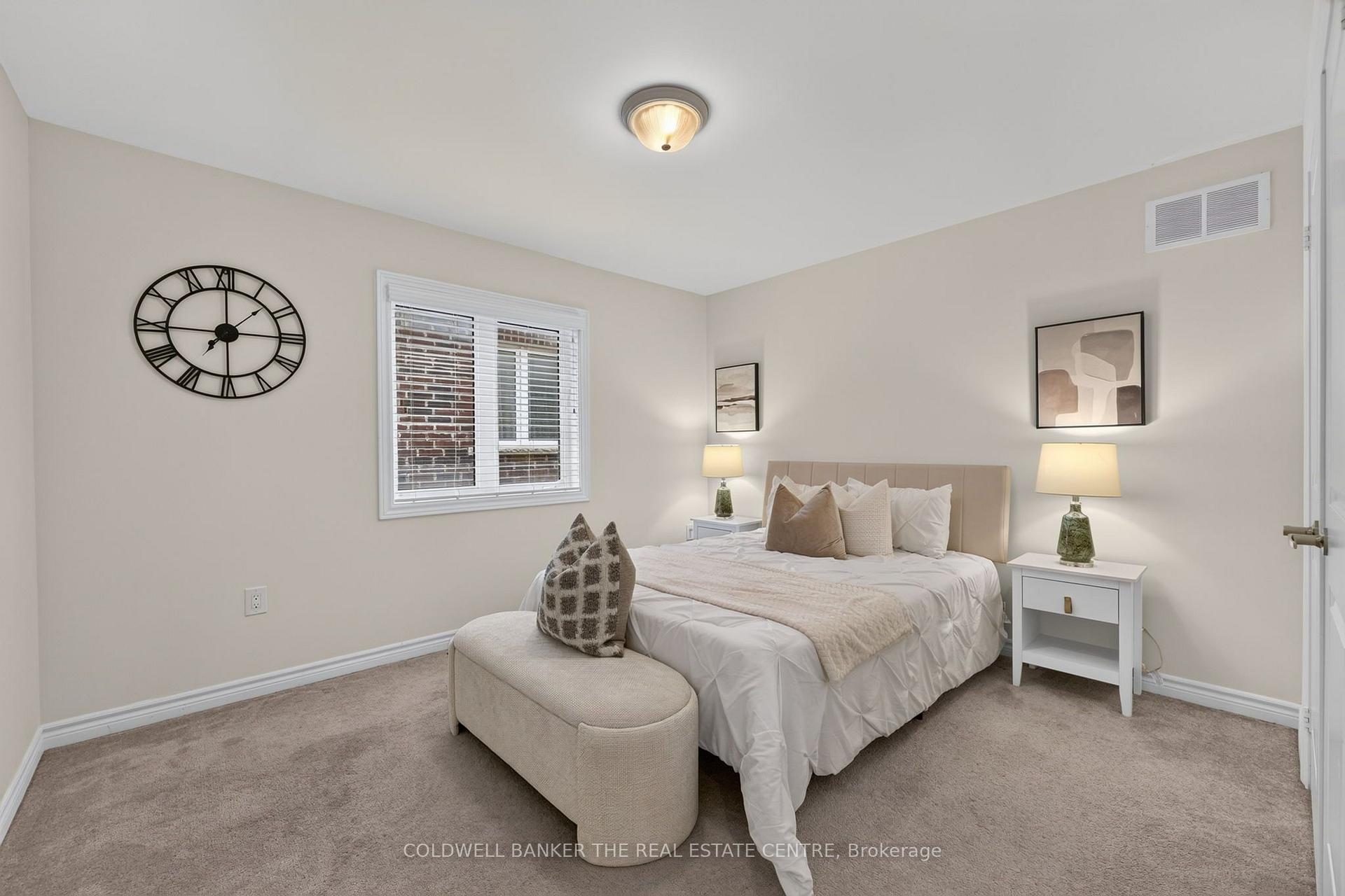 Photo 18 of 1048 Barton Way, Innisfil, Alcona — HOMEH