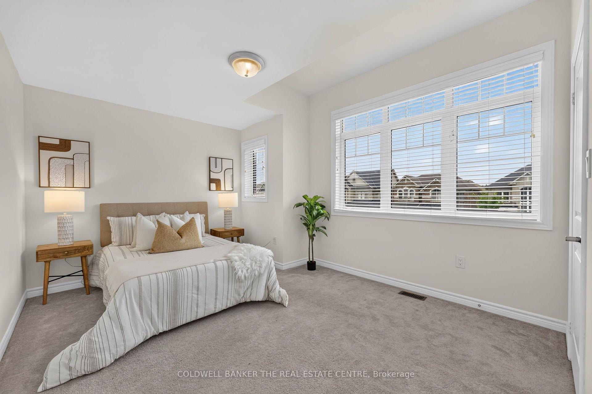 Photo 19 of 1048 Barton Way, Innisfil, Alcona — HOMEH