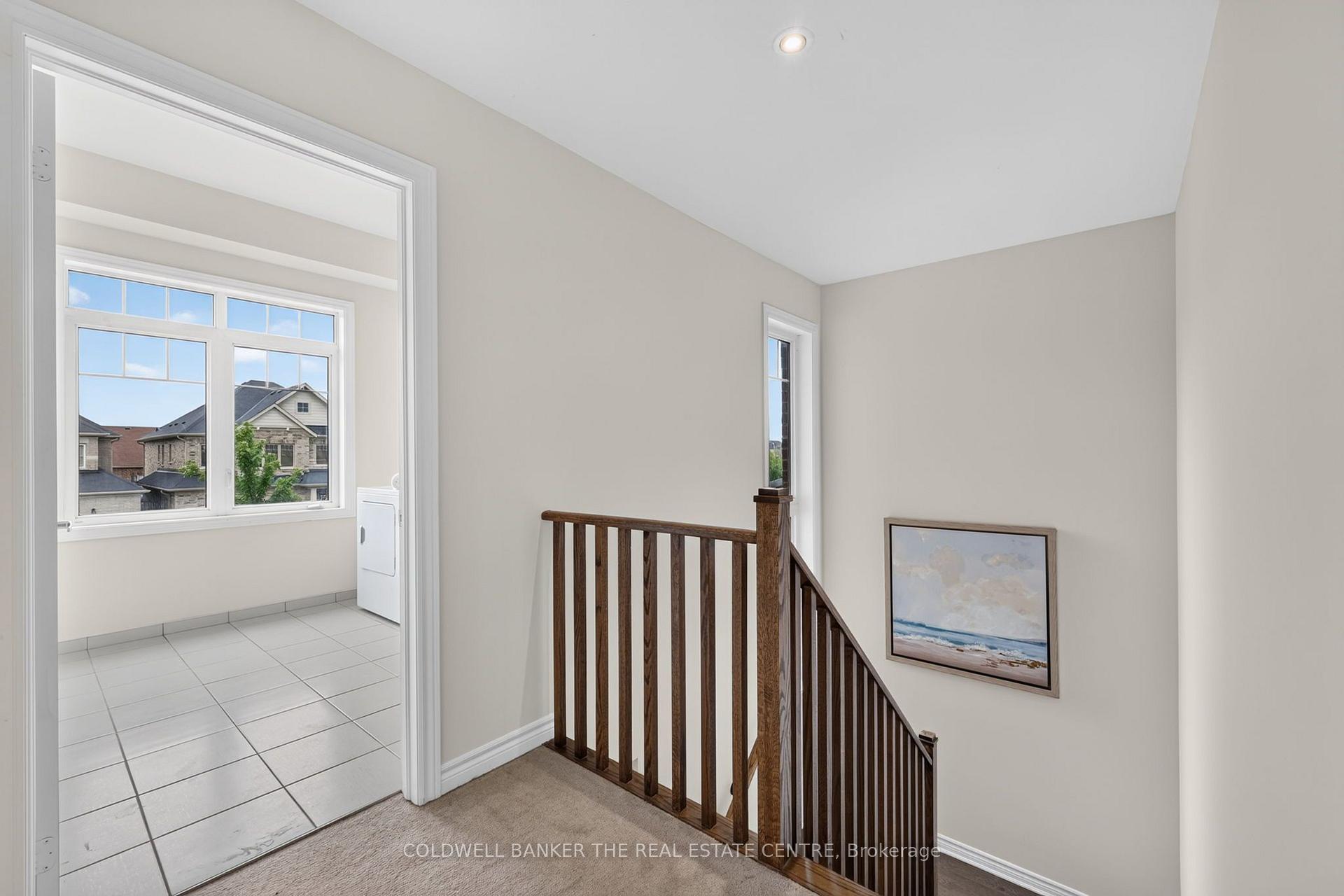 Photo 24 of 1048 Barton Way, Innisfil, Alcona — HOMEH