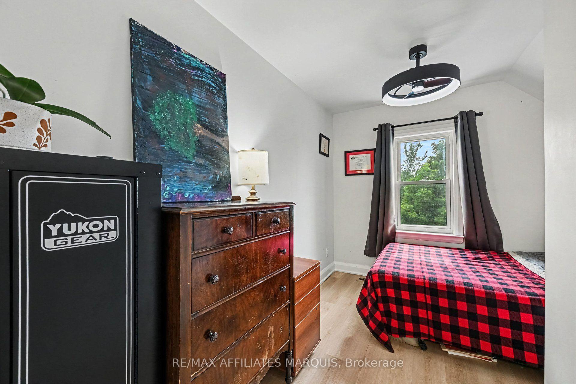 Photo 19 of 31 Minto Avenue, Montague, Montague Twp — HOMEH