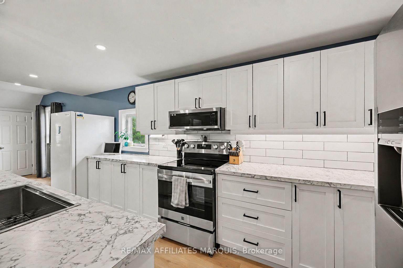 Photo 6 of 31 Minto Avenue, Montague, Montague Twp — HOMEH