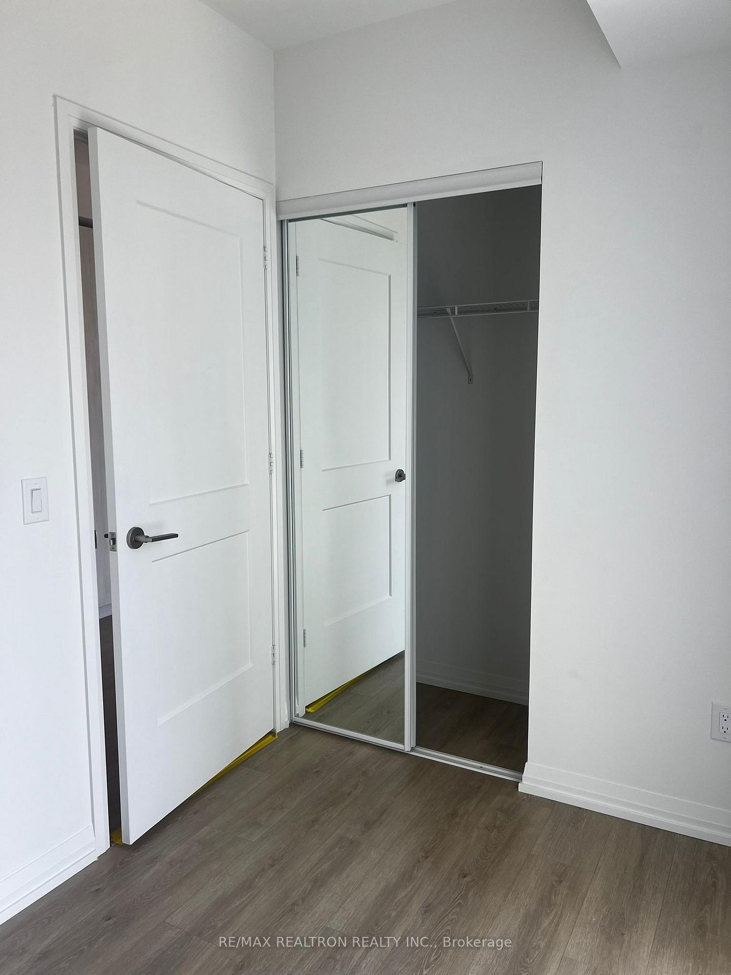 Photo 4 of Unit 3112, 8 Widmer Street, Toronto, Waterfront Communities — HOMEH