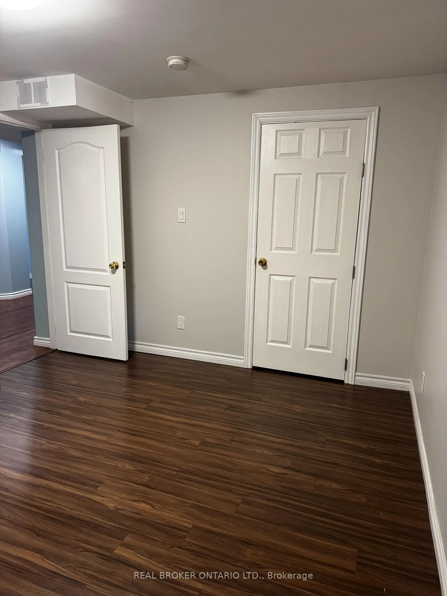 Photo 27 of Unit A, 34 Engel Crescent, Barrie, Letitia Heights — HOMEH