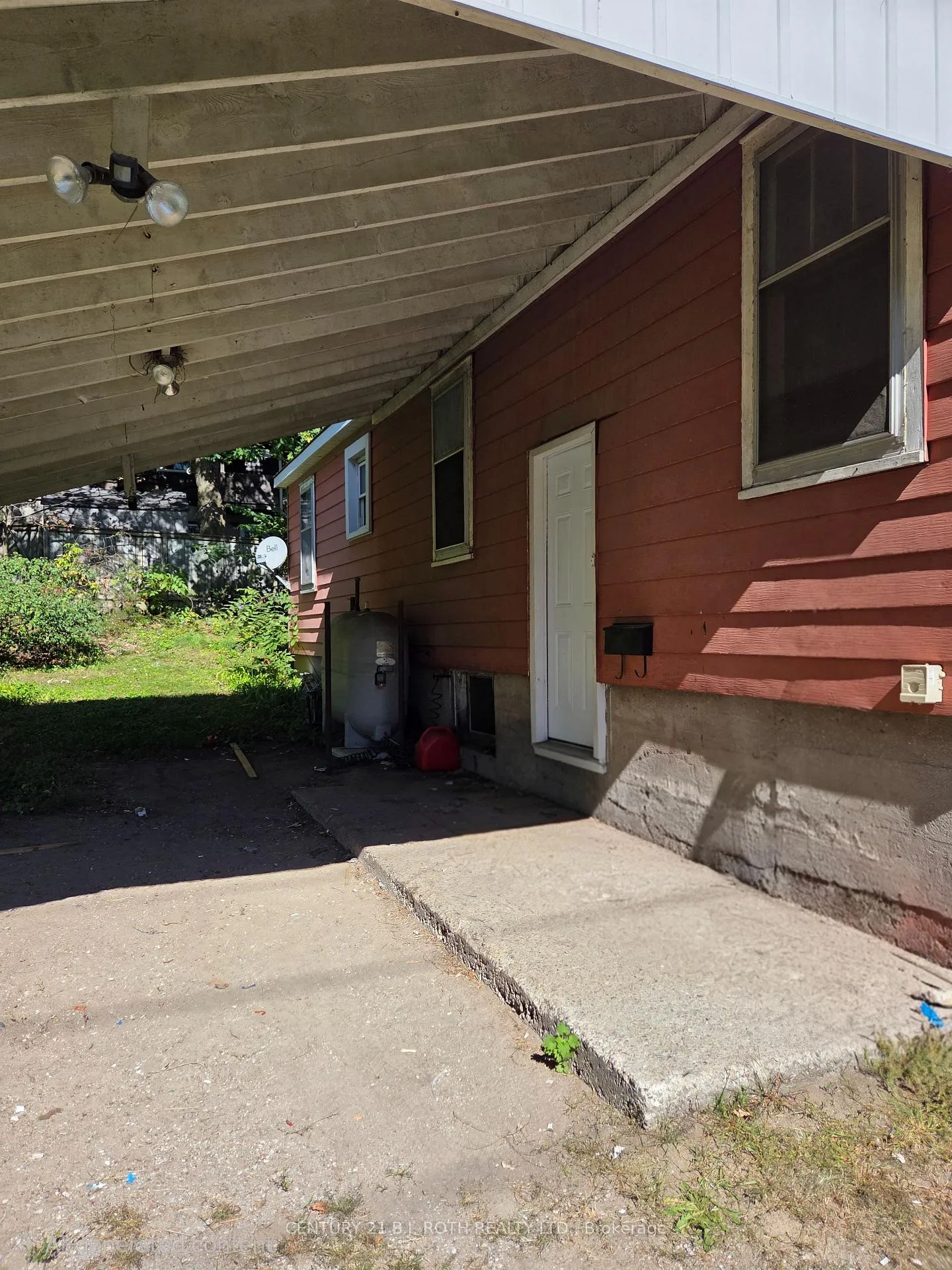 Photo 10 of 79 Frederick Street, Orillia — HOMEH