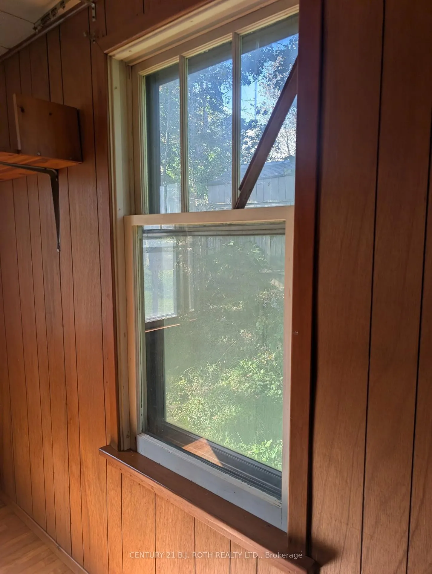 Photo 12 of 79 Frederick Street, Orillia — HOMEH