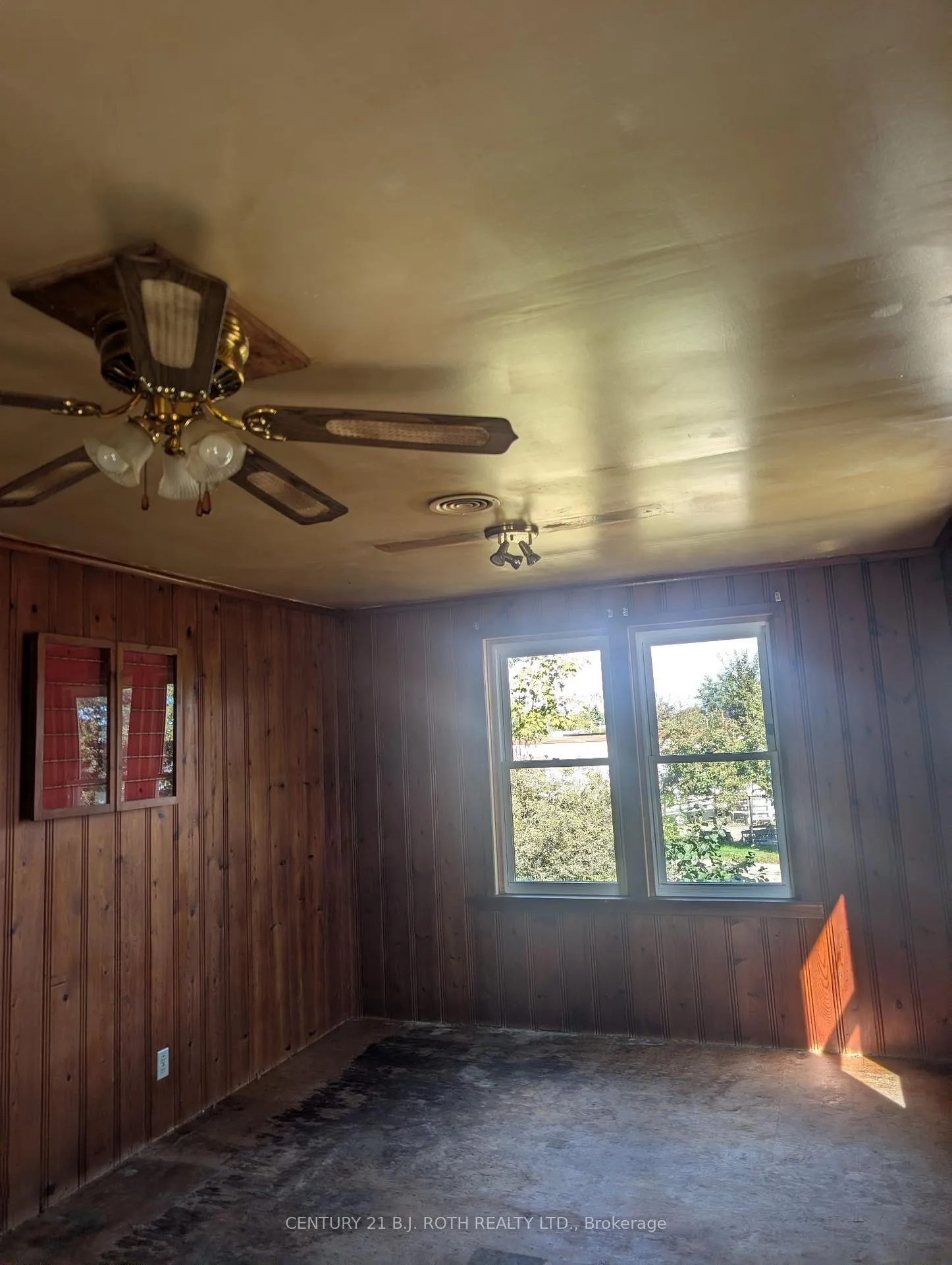 Photo 17 of 79 Frederick Street, Orillia — HOMEH