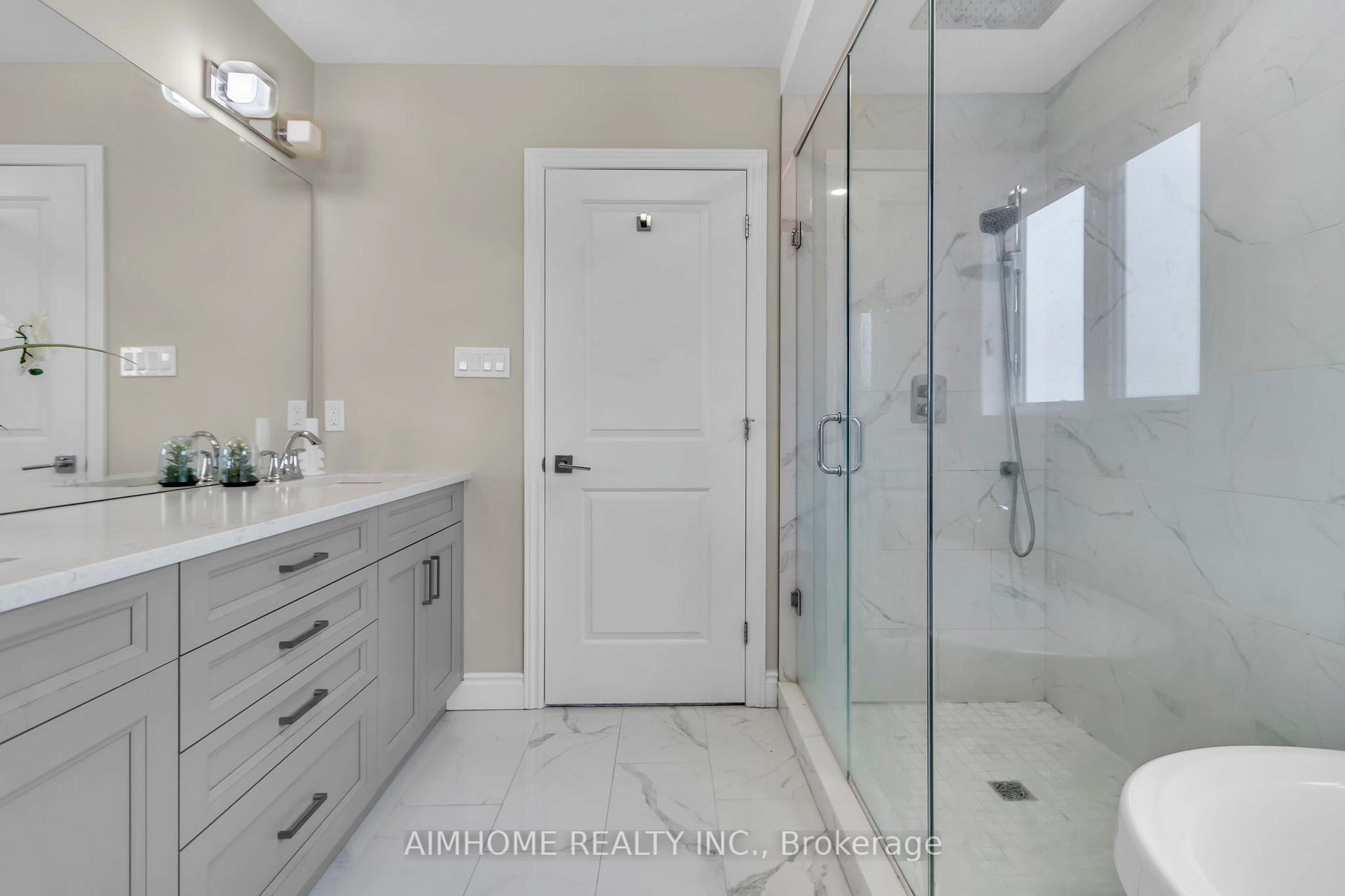 Photo 40 of 2668 Kains Road, London, South B — HOMEH