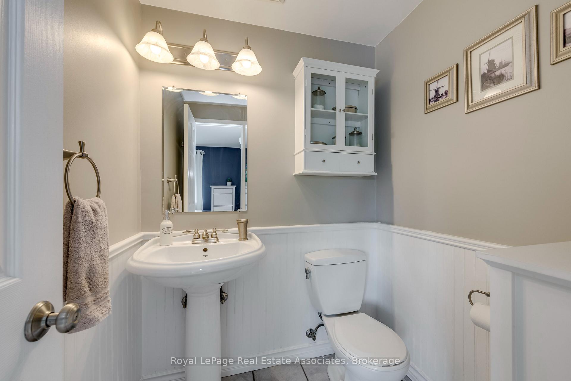 Photo 11 of 2929 Arvida Circle, Mississauga, Meadowvale — HOMEH