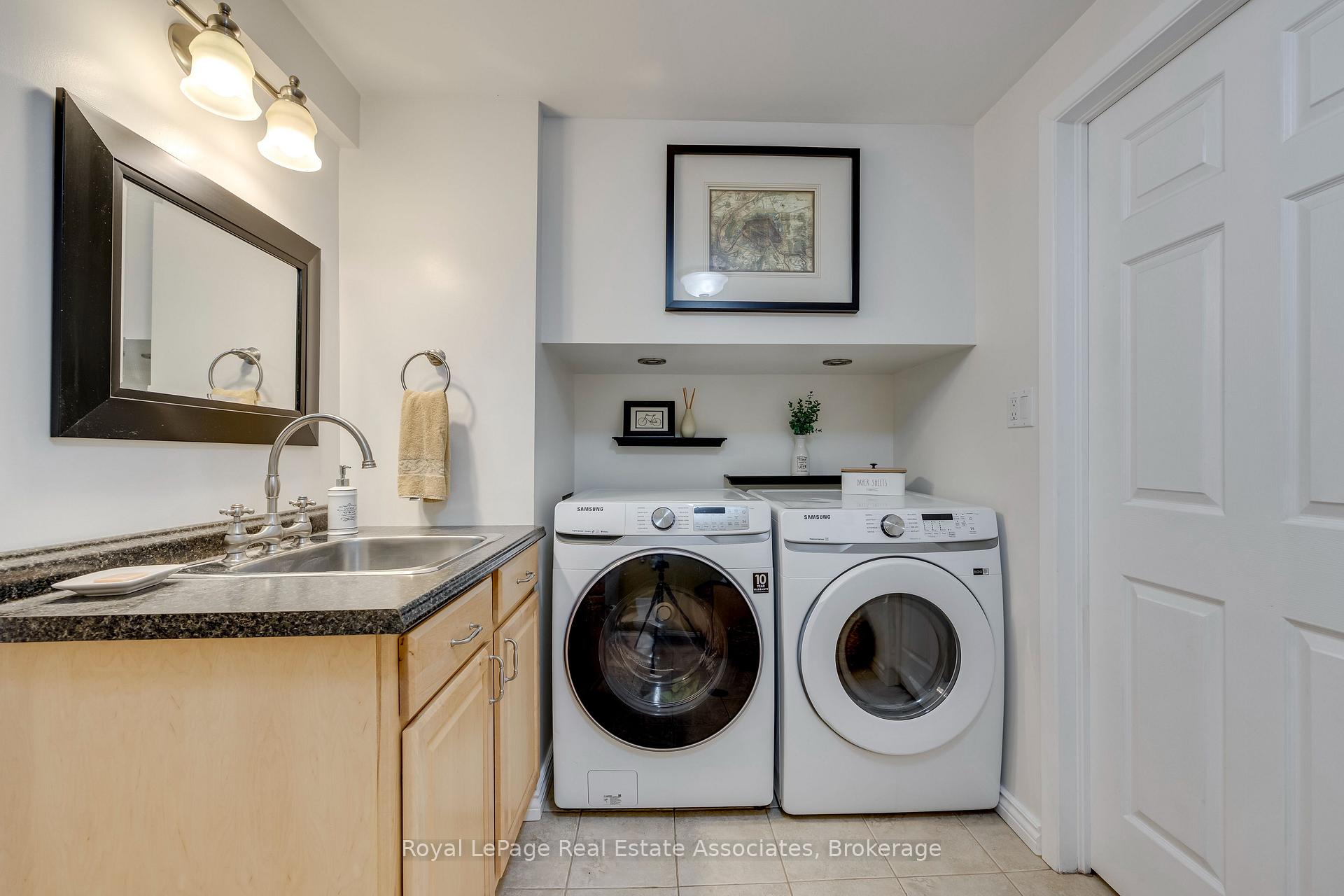 Photo 16 of 2929 Arvida Circle, Mississauga, Meadowvale — HOMEH
