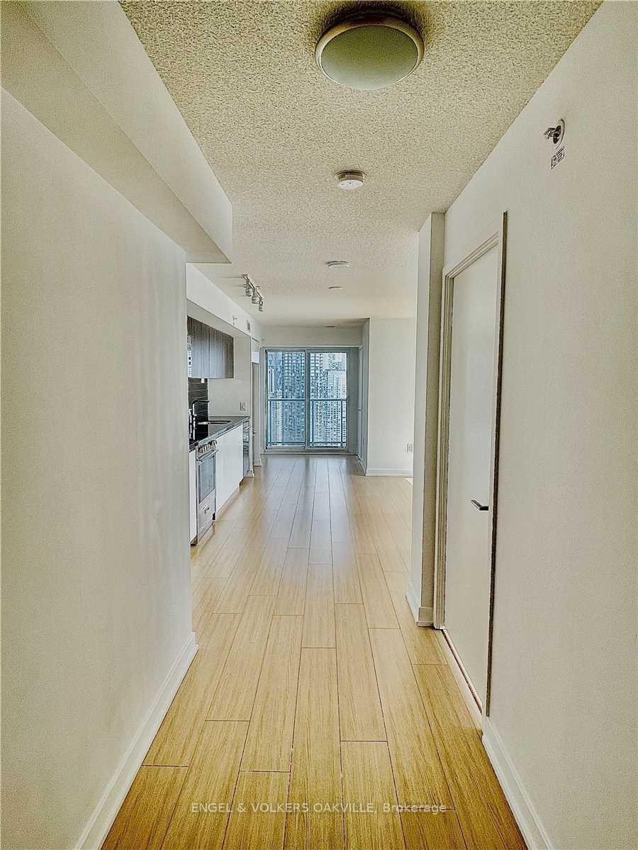Photo 6 of Unit 3106, 75 Queens Wharf Road, Toronto, Waterfront Communities — HOMEH