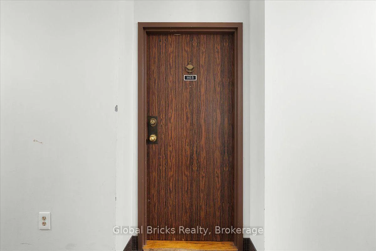 Photo 8 of Unit 1103, 17 Knightsbridge Road, Brampton, Queen Street Corridor — HOMEH