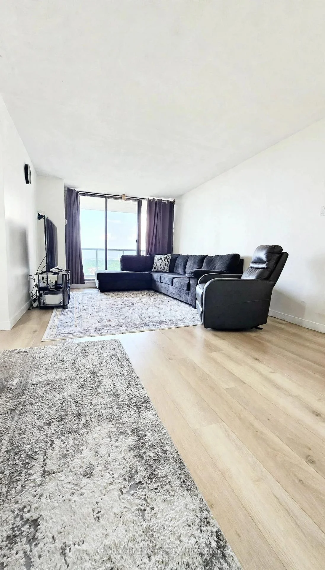 Photo 11 of Unit 1103, 17 Knightsbridge Road, Brampton, Queen Street Corridor — HOMEH
