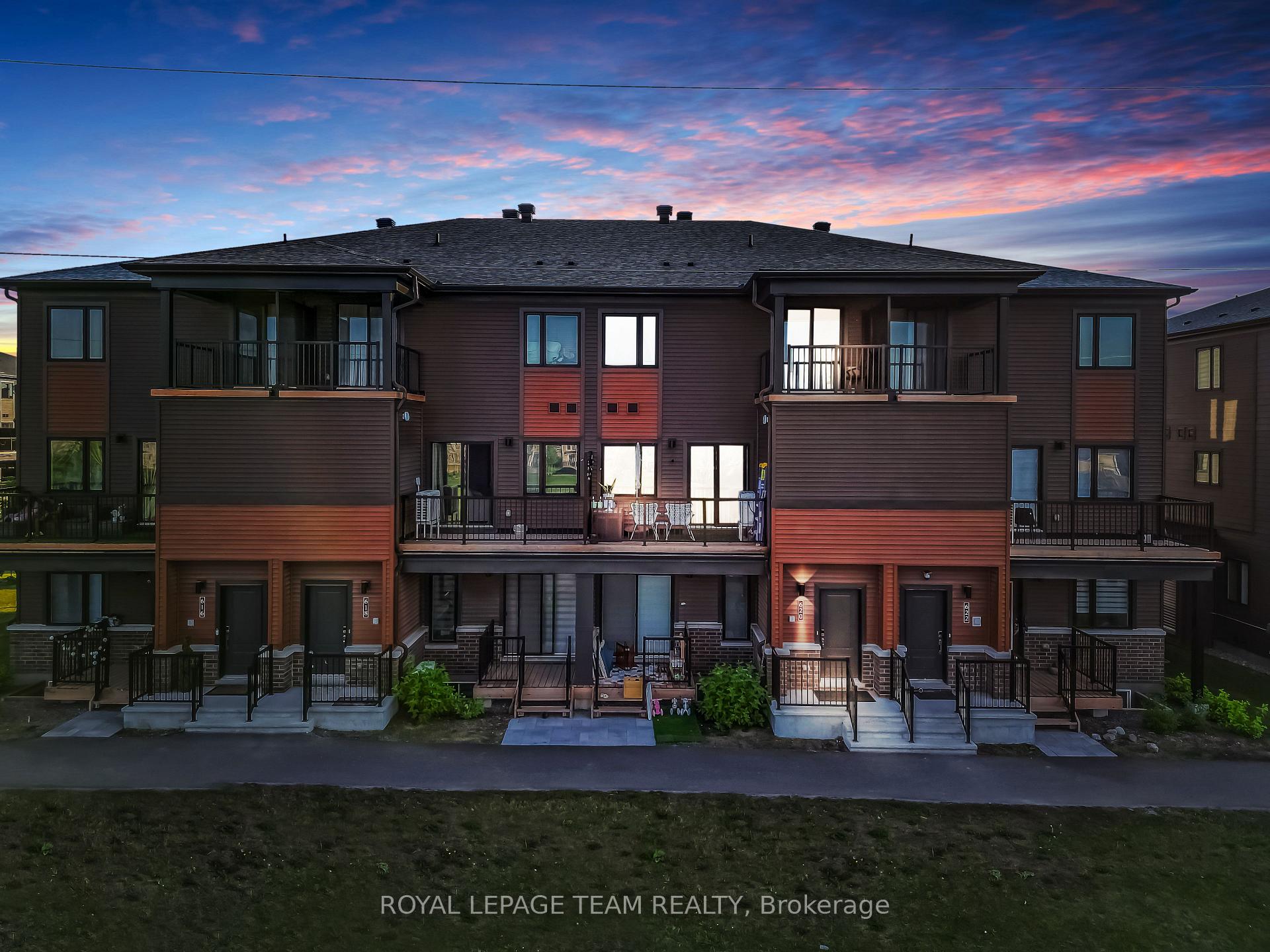 Photo 2 of 620 Parnian Private, Ottawa, Barrhaven - Half Moon Bay — HOMEH
