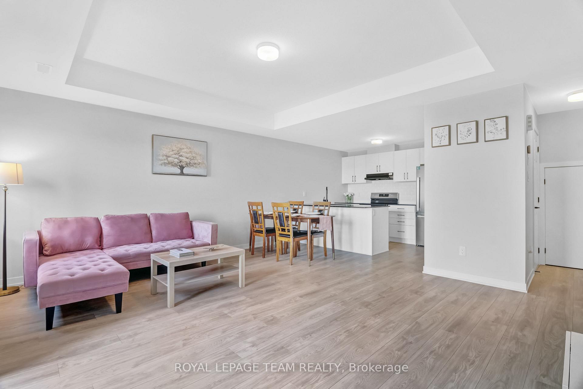 Photo 6 of 620 Parnian Private, Ottawa, Barrhaven - Half Moon Bay — HOMEH