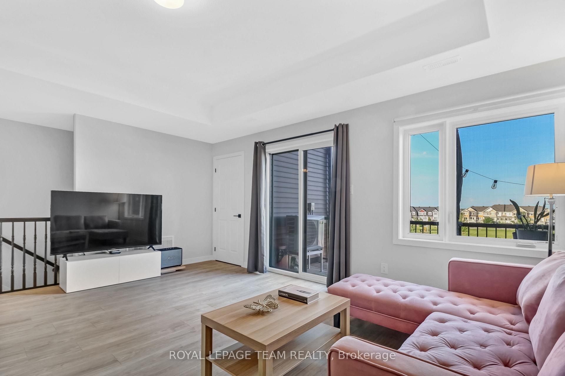 Photo 9 of 620 Parnian Private, Ottawa, Barrhaven - Half Moon Bay — HOMEH