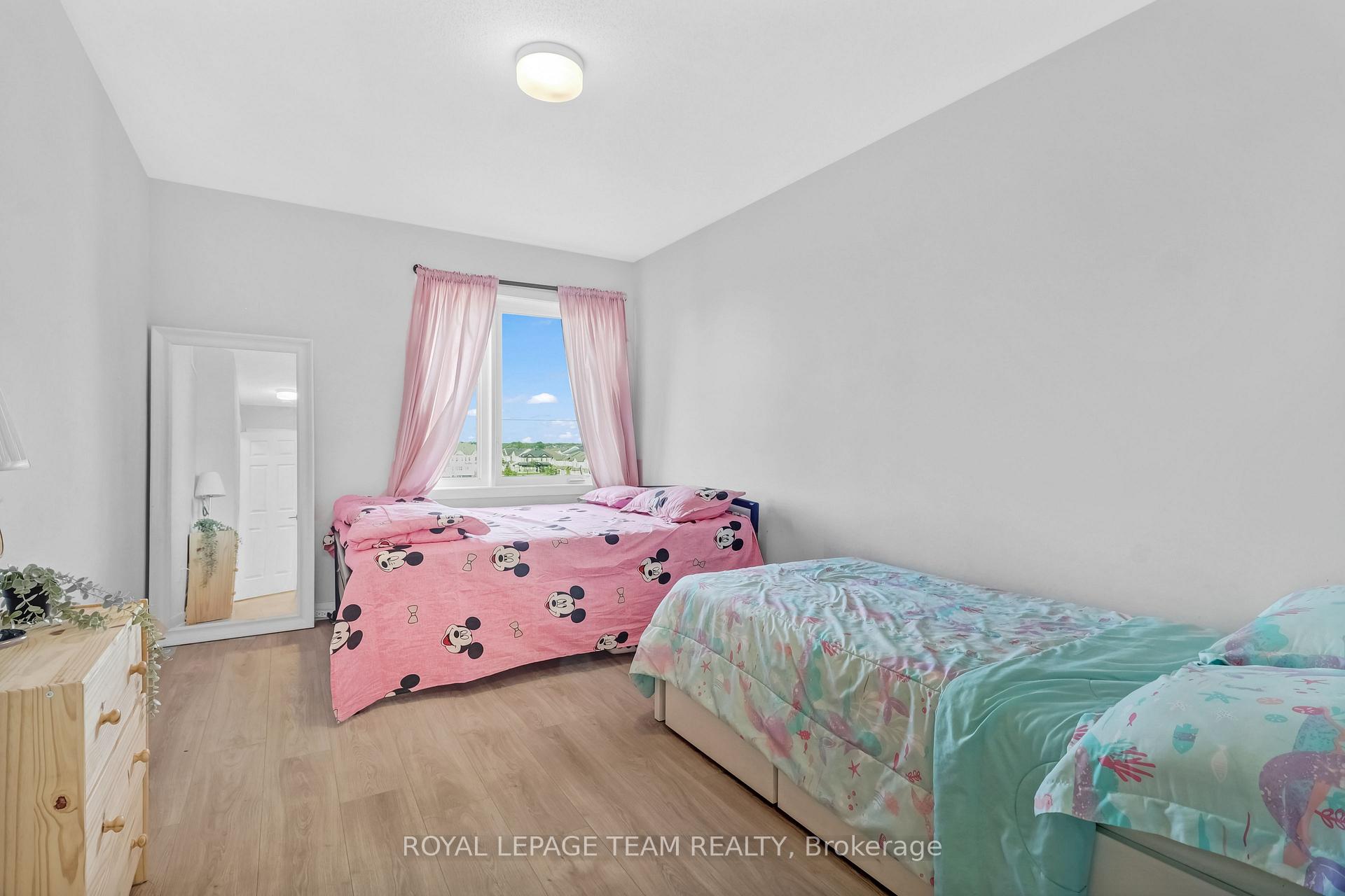 Photo 18 of 620 Parnian Private, Ottawa, Barrhaven - Half Moon Bay — HOMEH