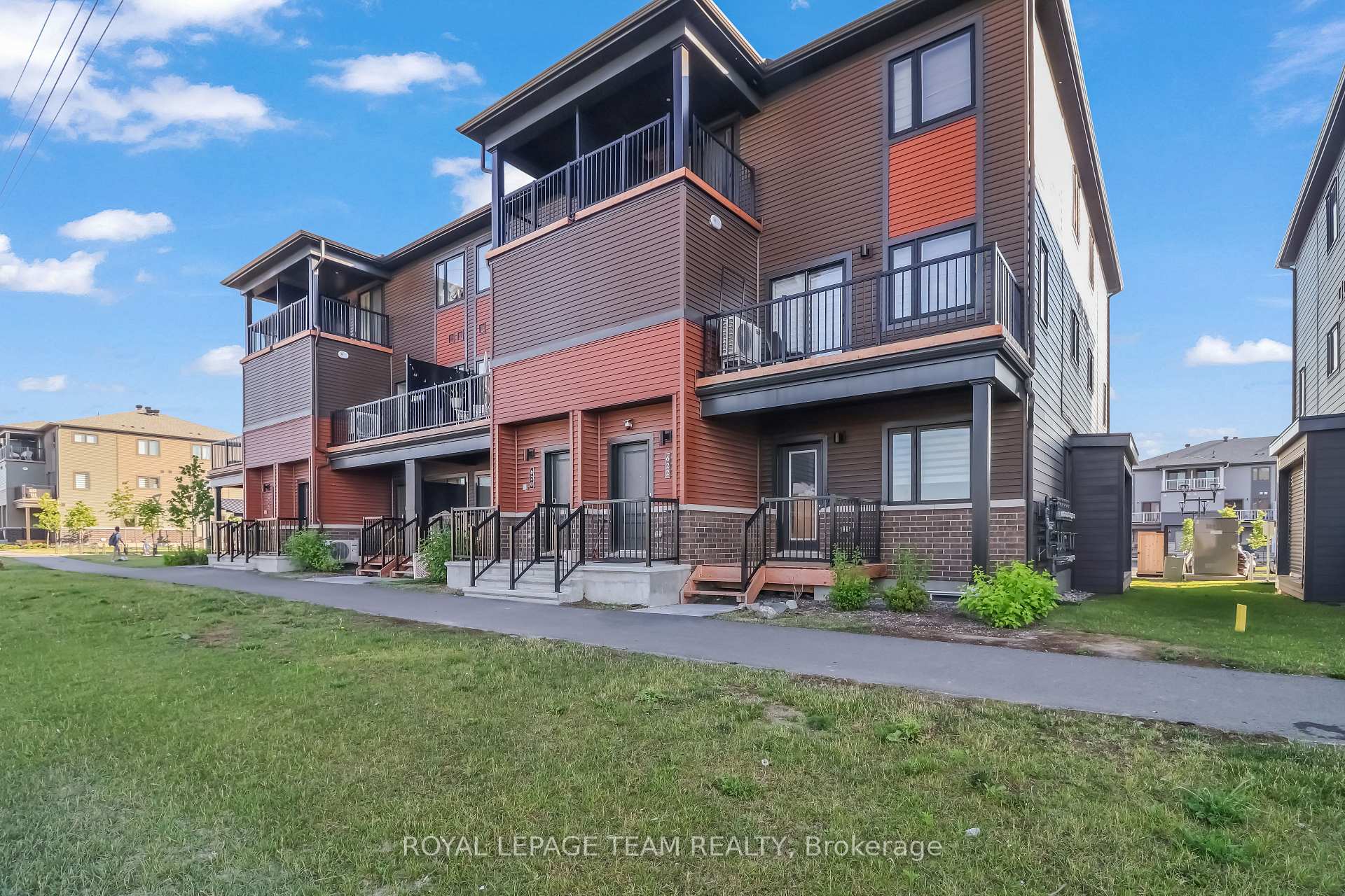 Photo 23 of 620 Parnian Private, Ottawa, Barrhaven - Half Moon Bay — HOMEH