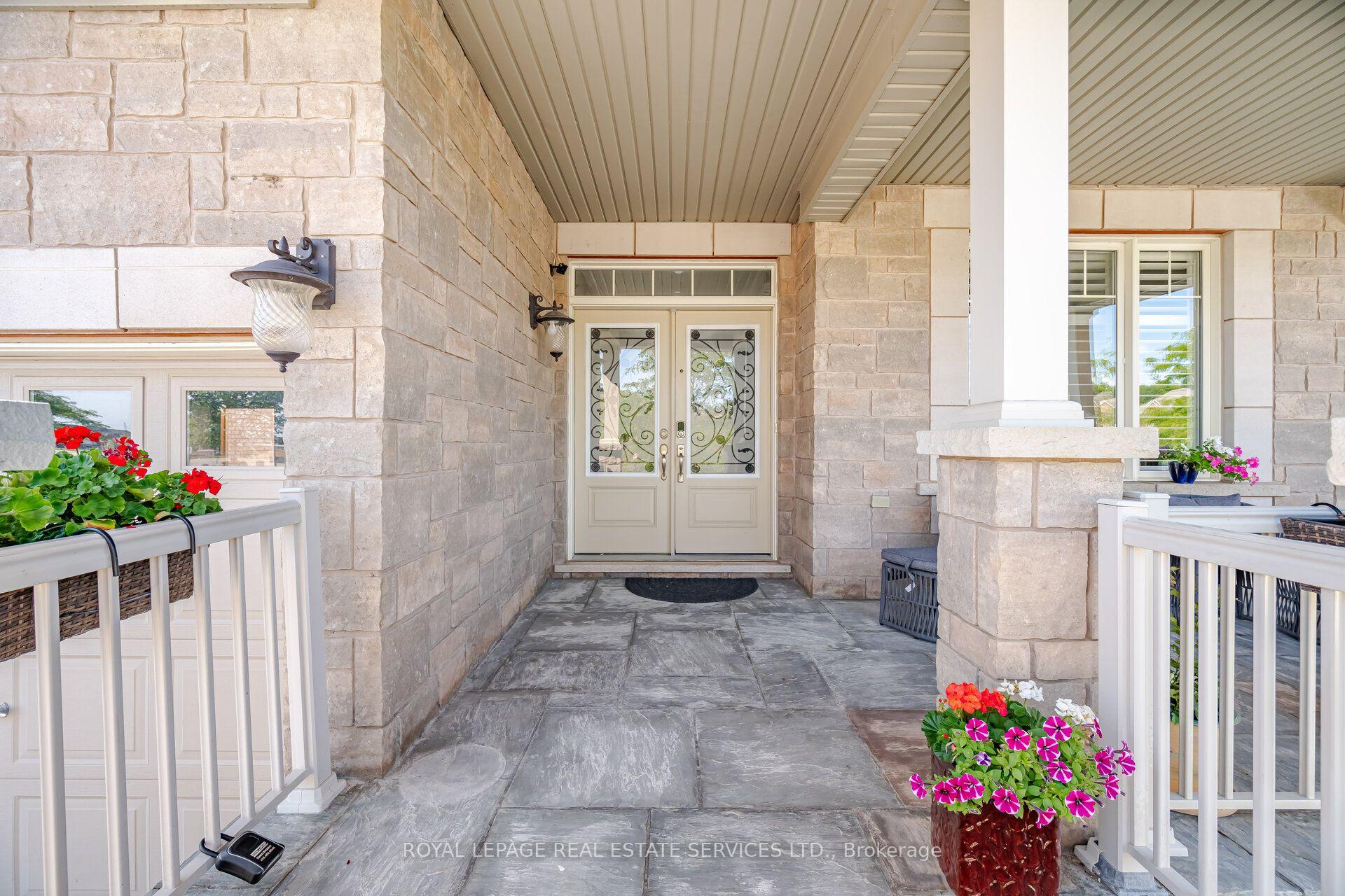 Photo 4 of 8 Wardsville Drive, Brampton, Bram West — HOMEH
