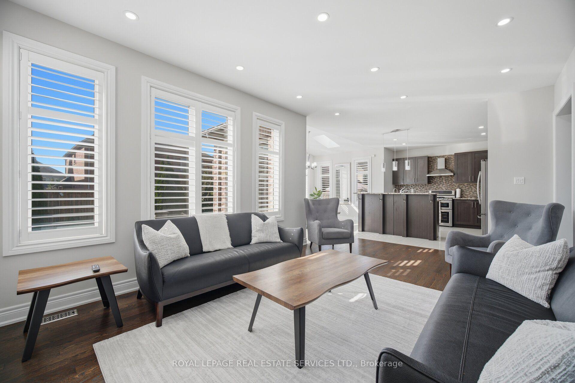 Photo 11 of 8 Wardsville Drive, Brampton, Bram West — HOMEH