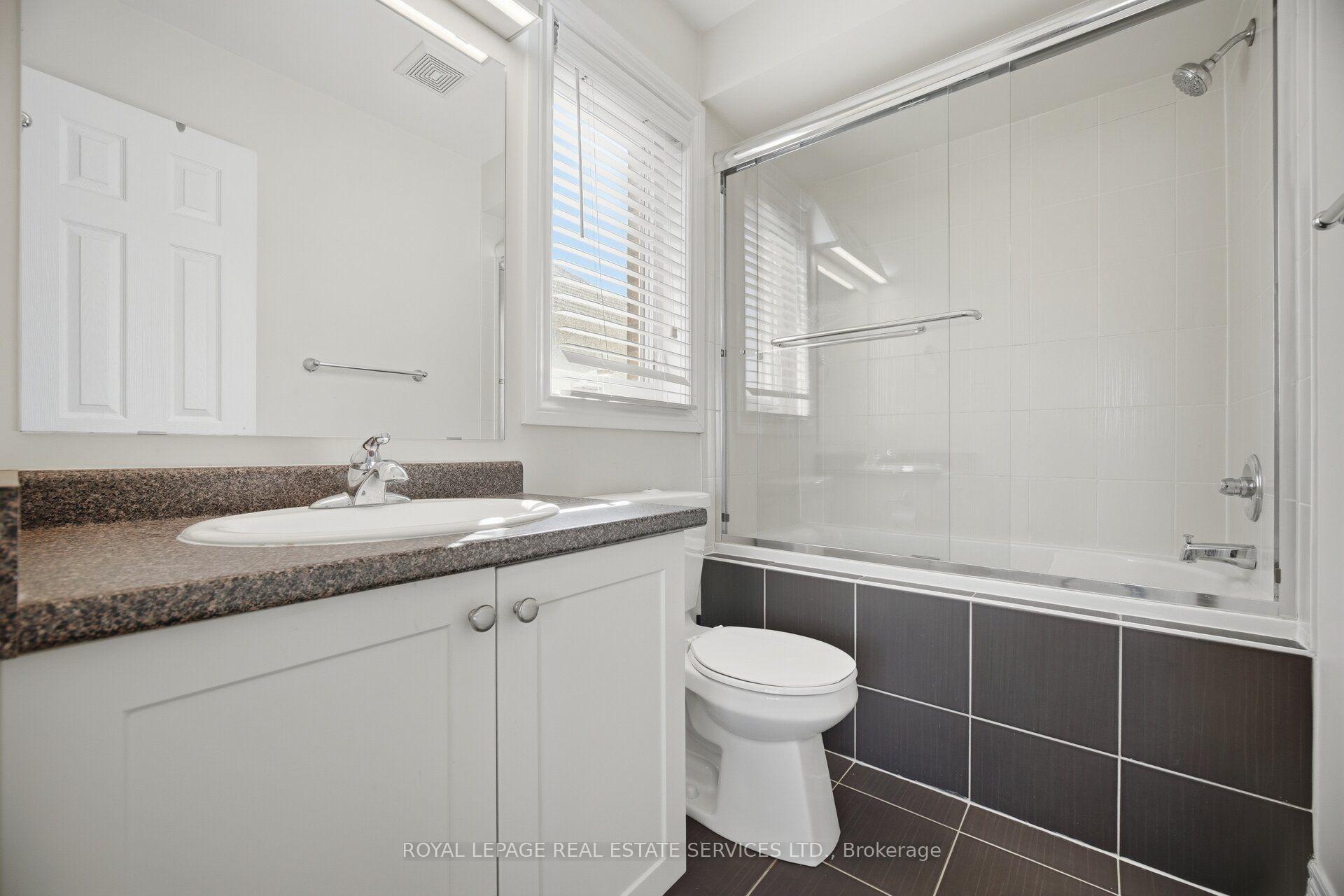 Photo 27 of 8 Wardsville Drive, Brampton, Bram West — HOMEH