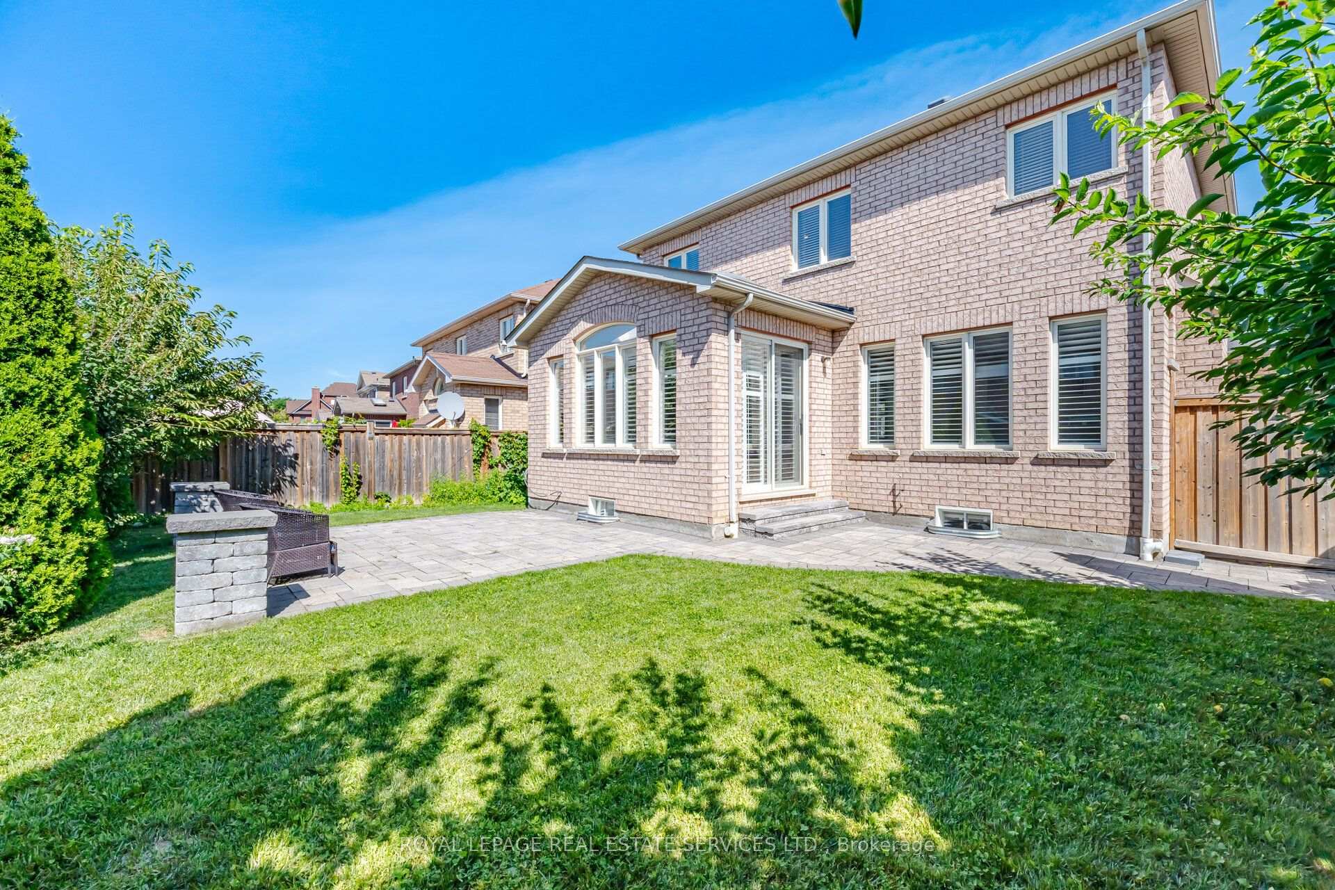 Photo 48 of 8 Wardsville Drive, Brampton, Bram West — HOMEH
