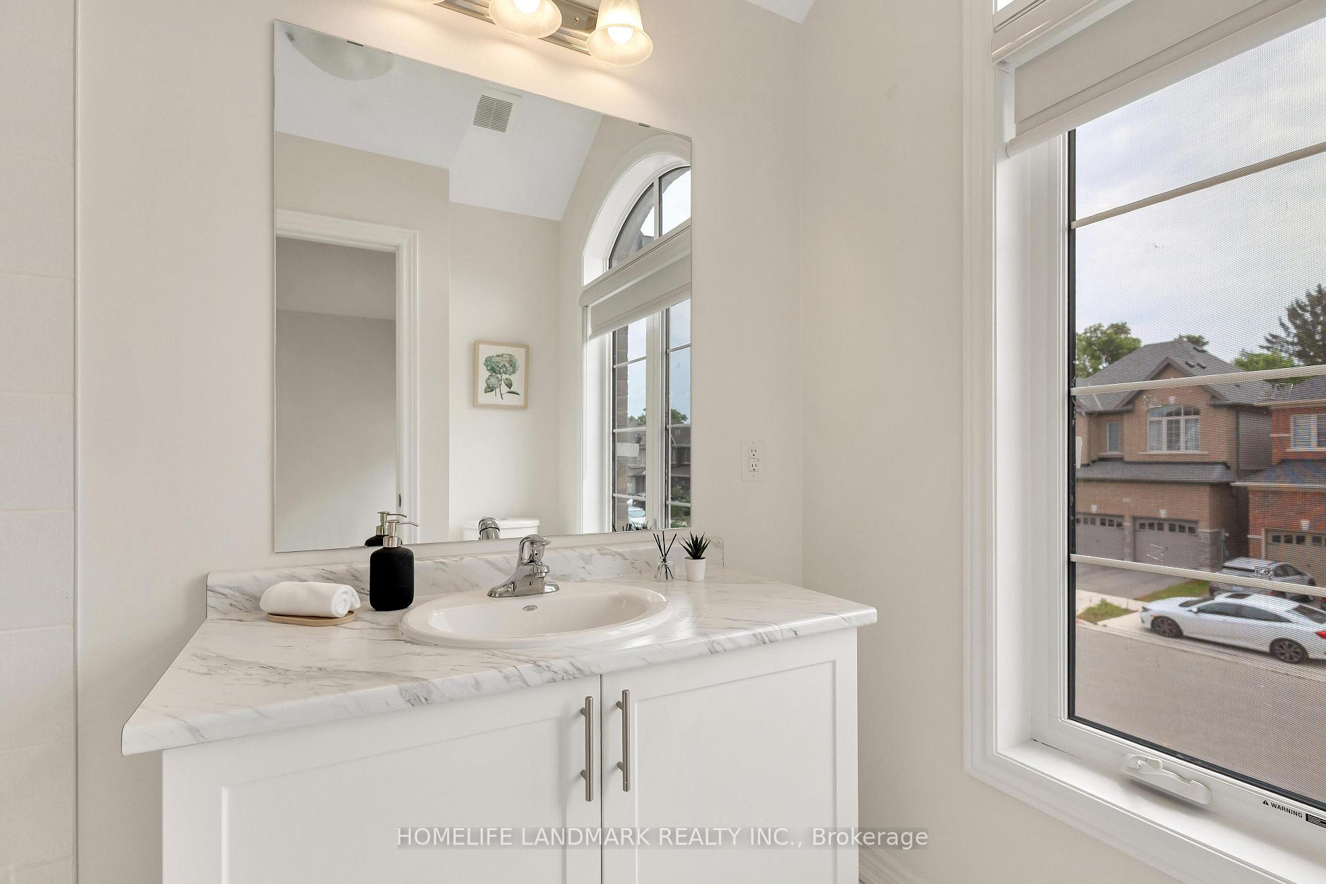 Photo 37 of 285 Broadacre Drive, Kitchener, Huron Park — HOMEH