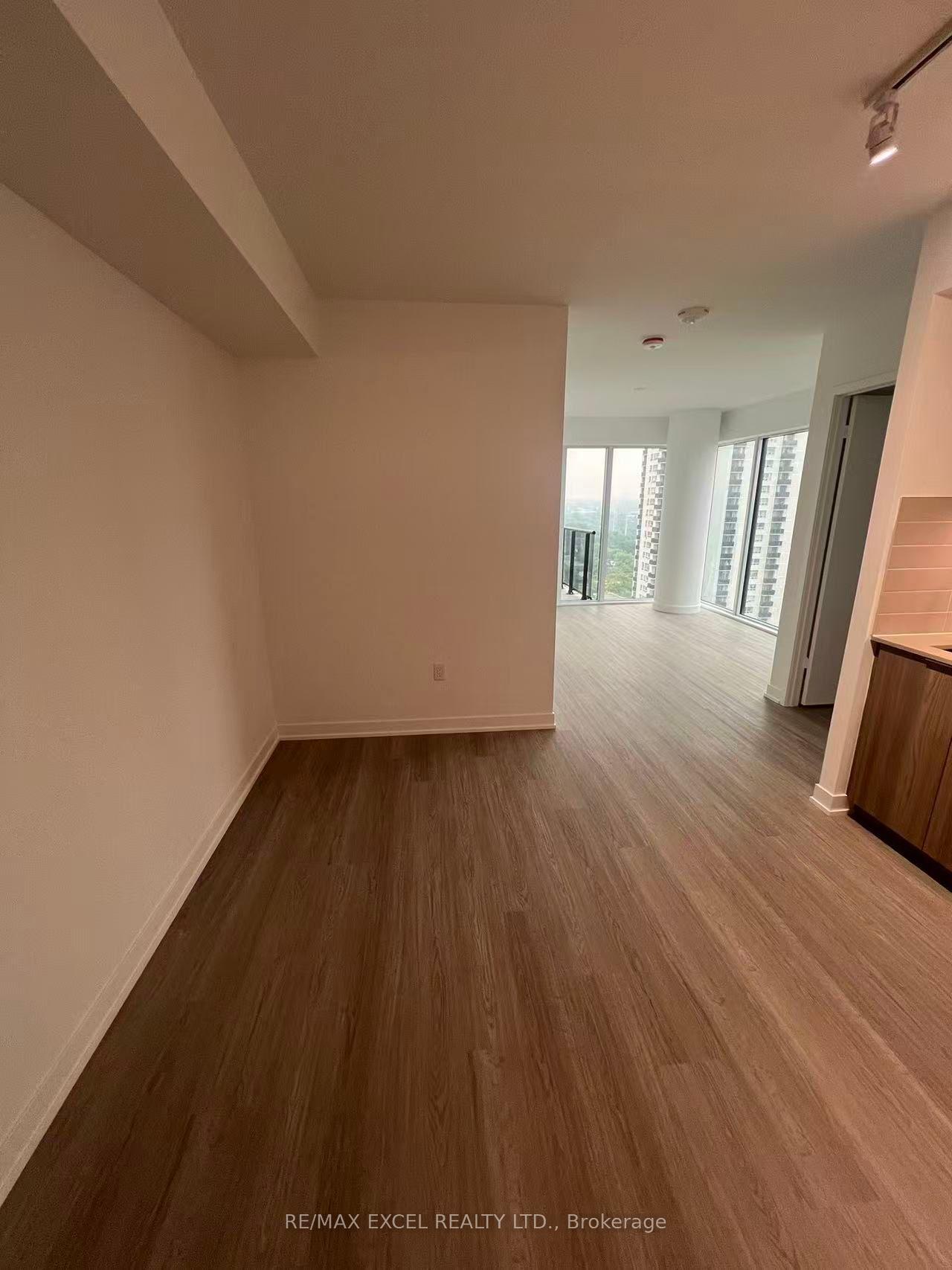 Photo 3 of Unit 1908, 15 David Salomon Drive, Toronto, Flemingdon Park — HOMEH