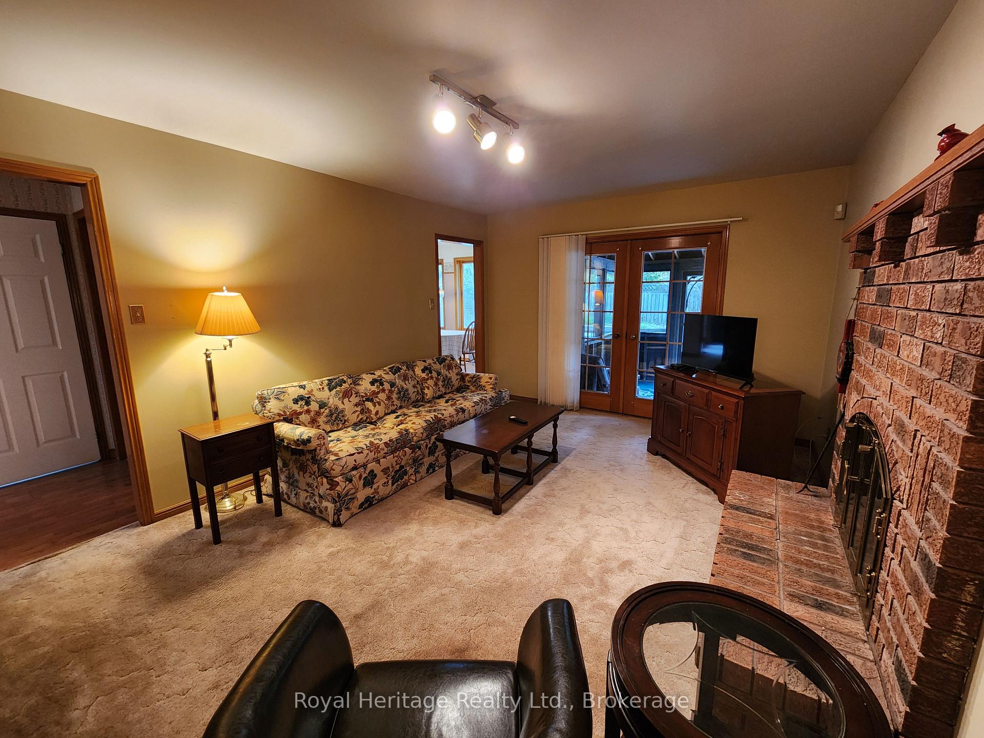 Photo 24 of 1534 Scollard Crescent, Peterborough, Ashburnham Ward 4 — HOMEH