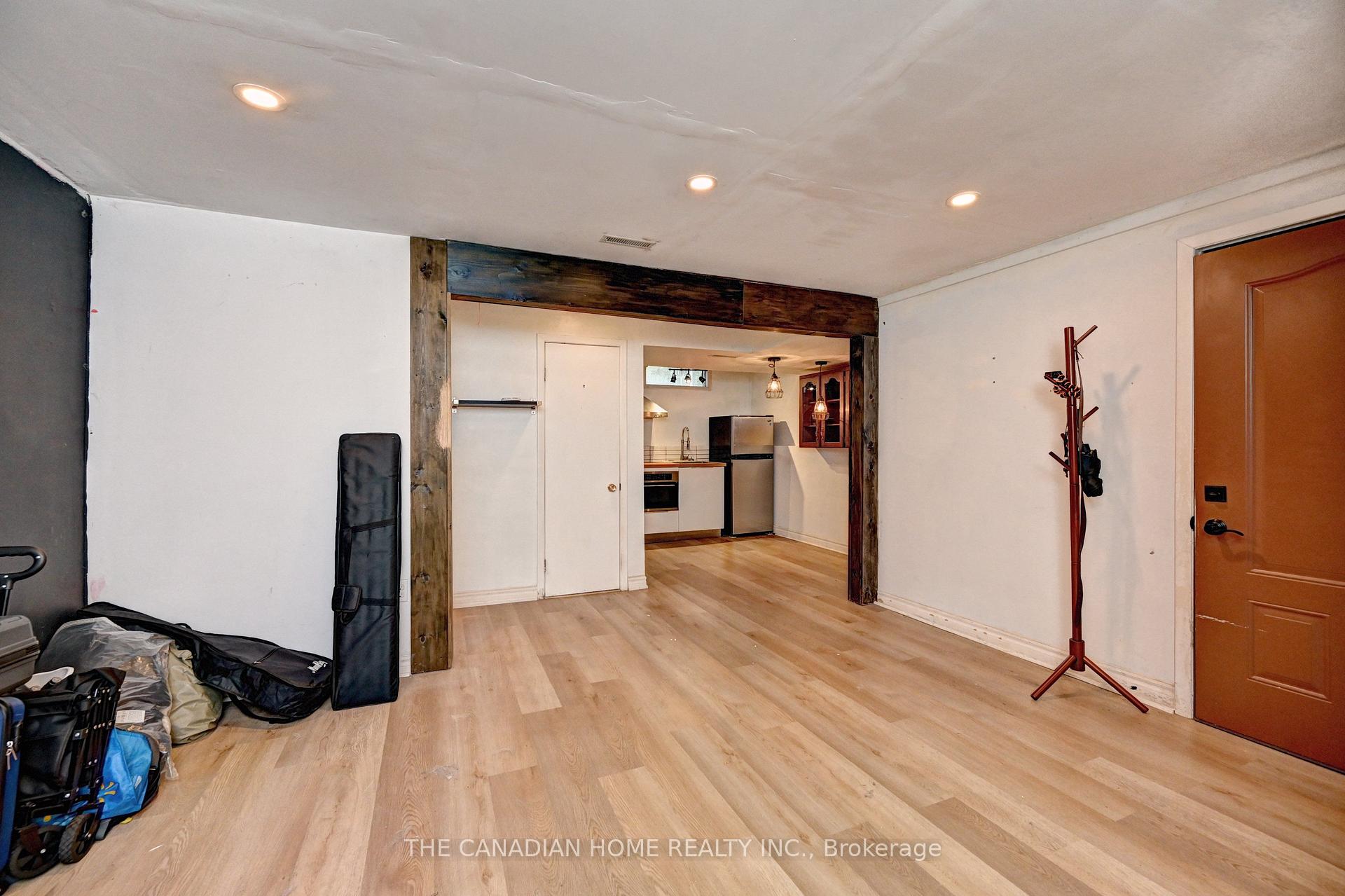 Photo 27 of 489 Strasburg Road, Kitchener, Alpine — HOMEH